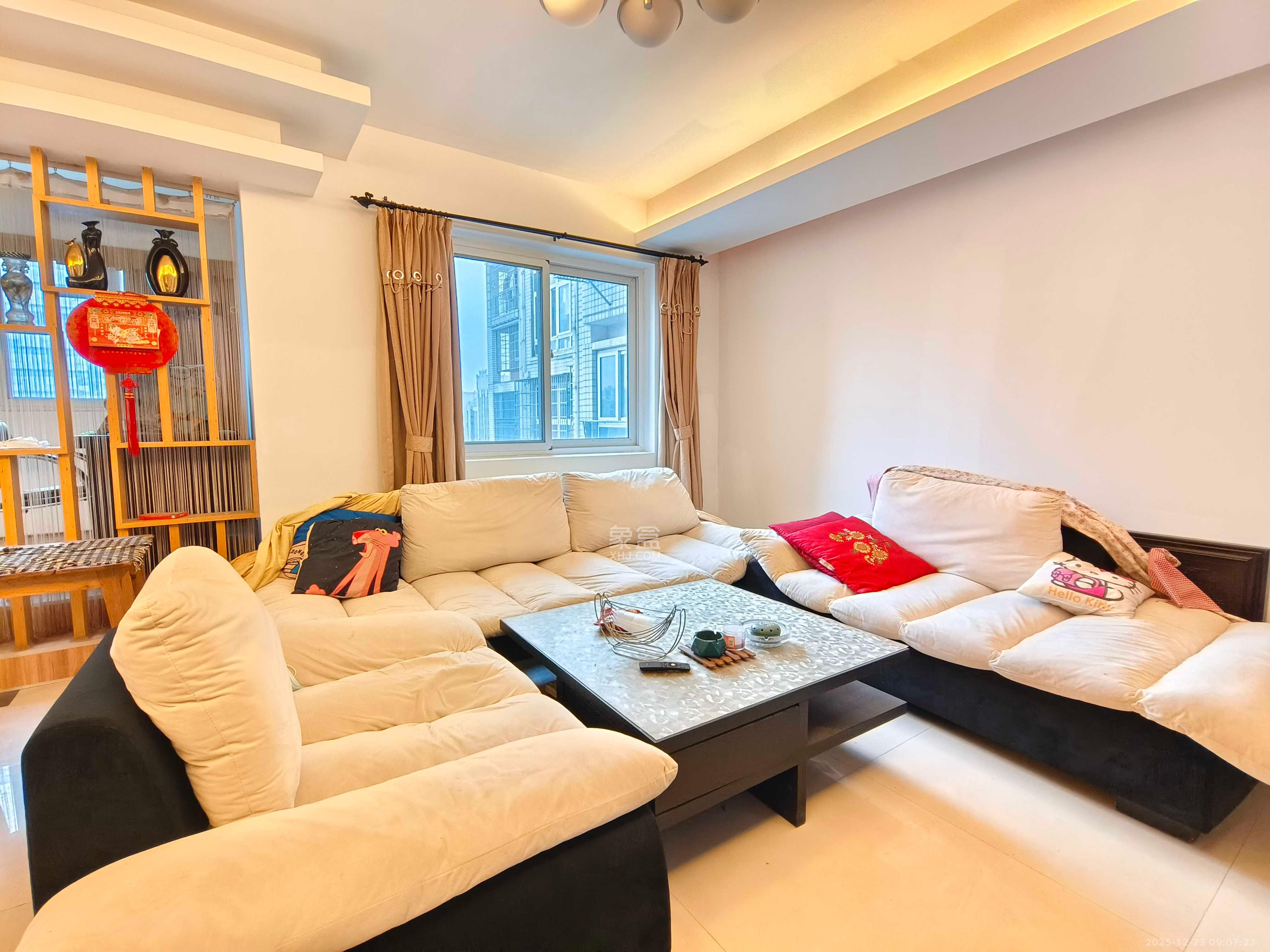 星蓝湾  3室2厅2卫    3000.0元/月