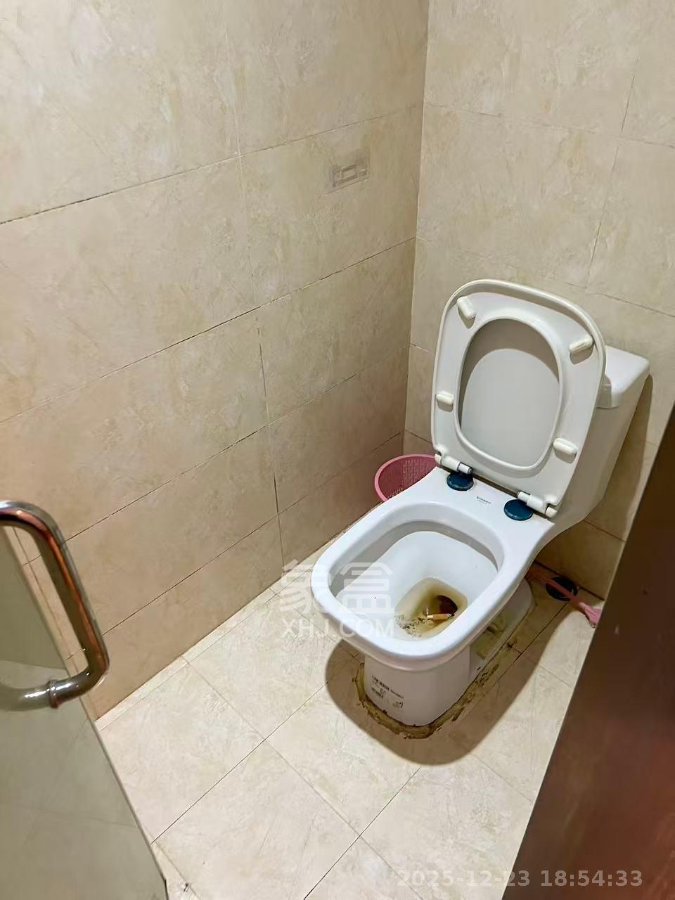 泉昇同福大厦  1室1厅1卫    1800.0元/月