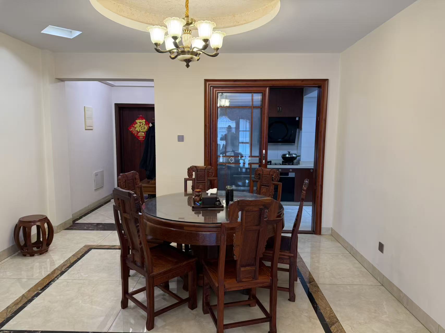 滨海幸福里  3室2厅2卫    240.0万