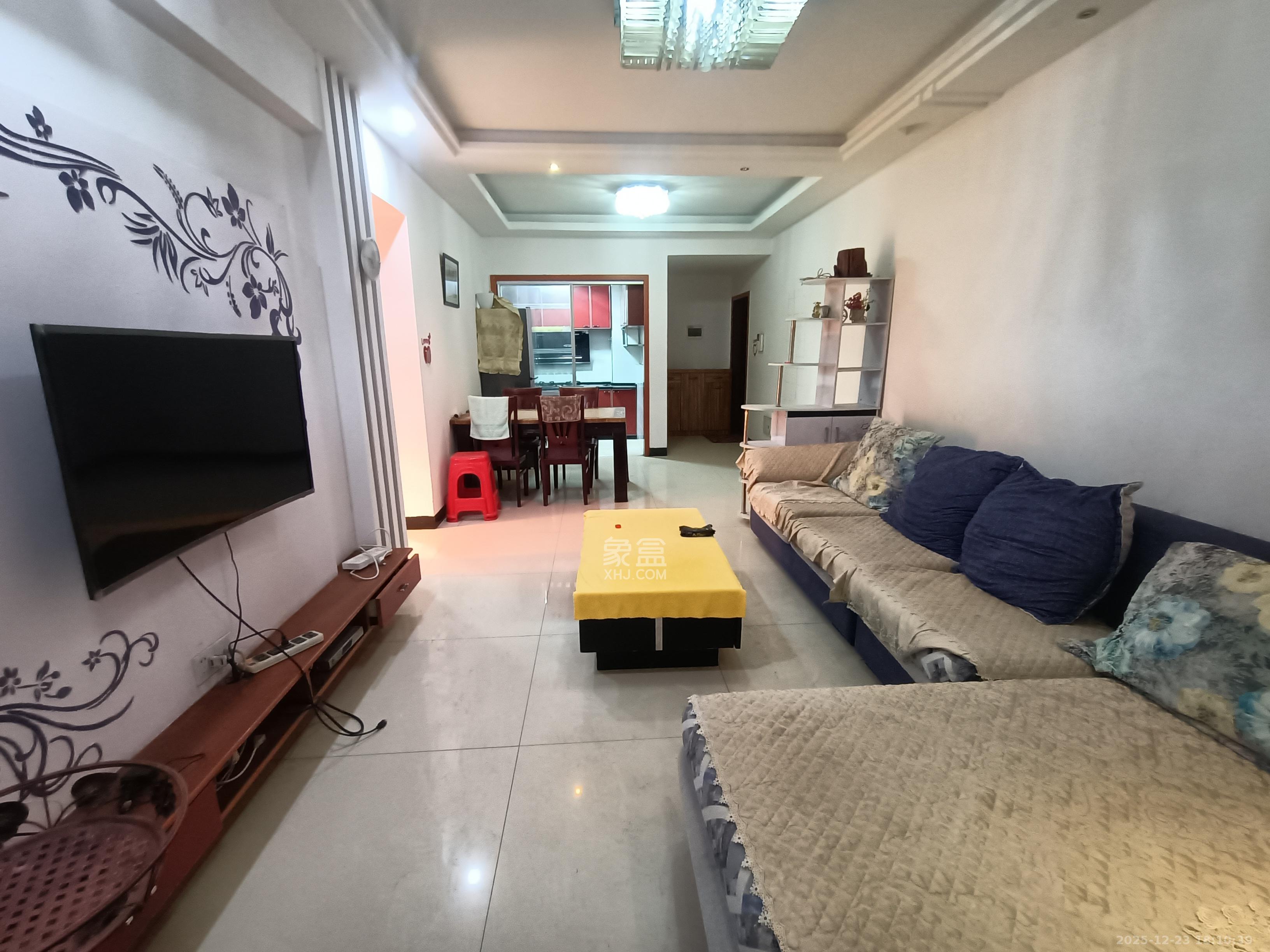 世景华庭  2室2厅1卫    1500.0元/月