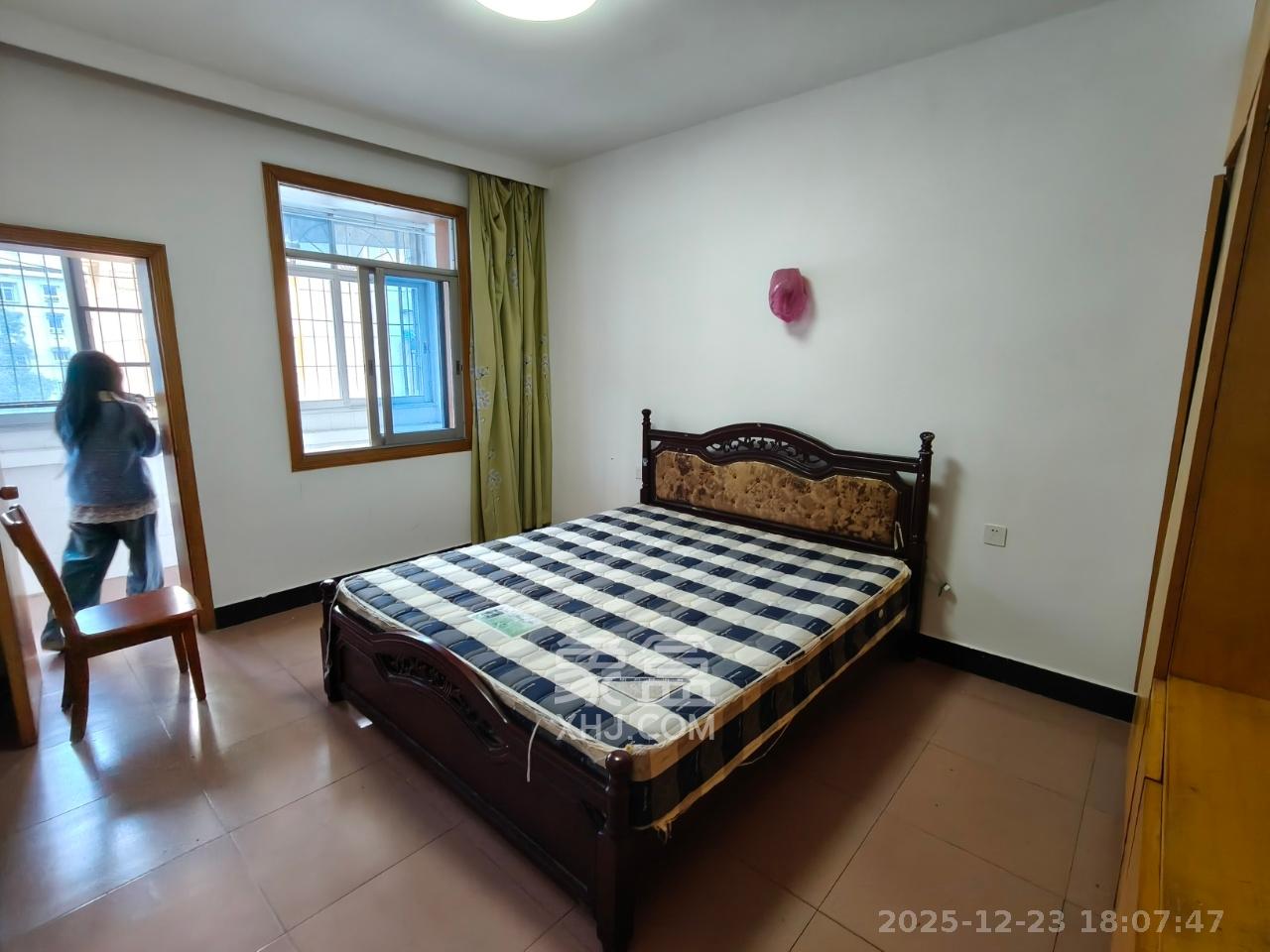 上麻园岭散盘  2室2厅1卫    1500.0元/月