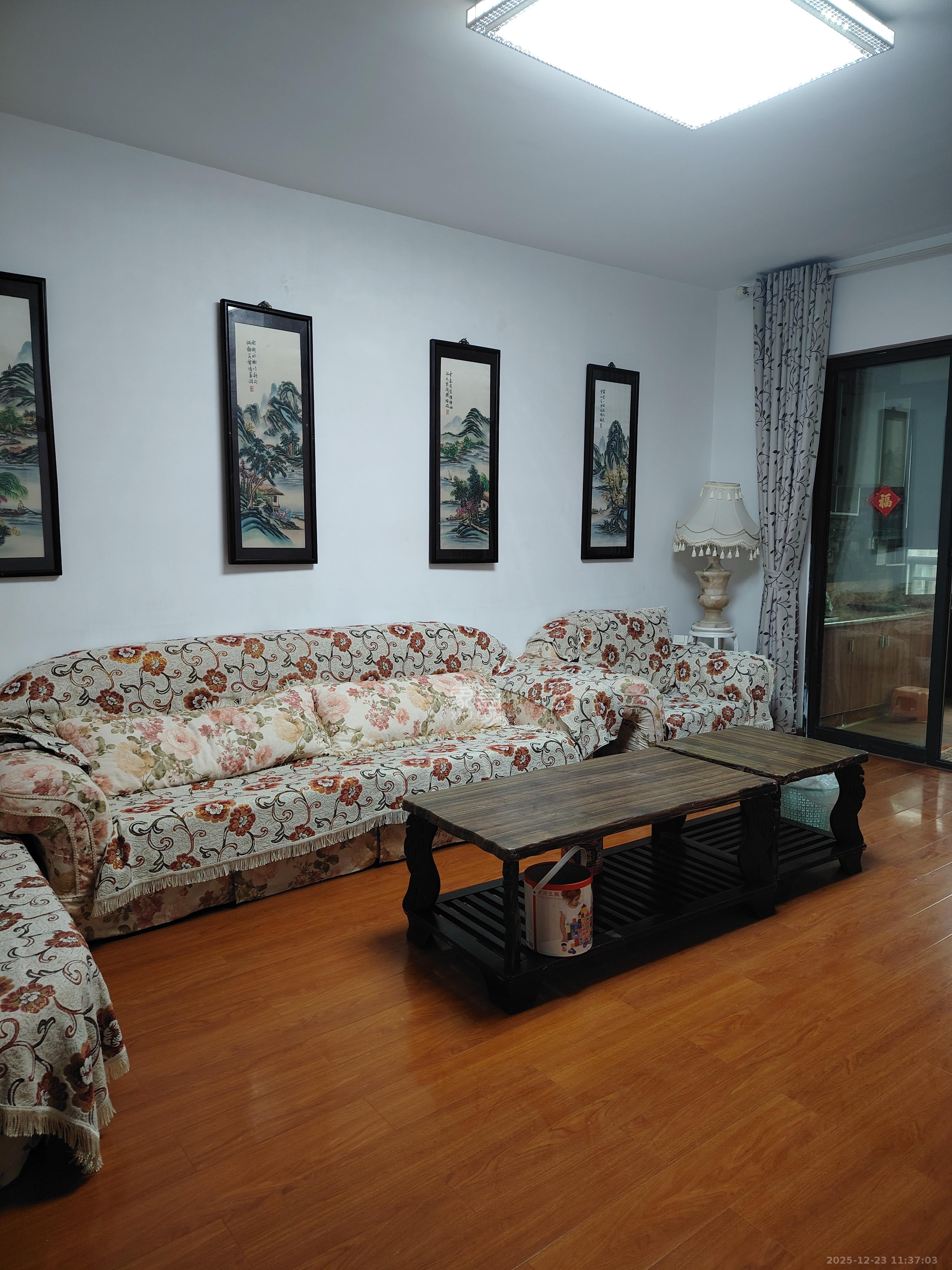 锦绣世纪  2室1厅1卫    1600.0元/月