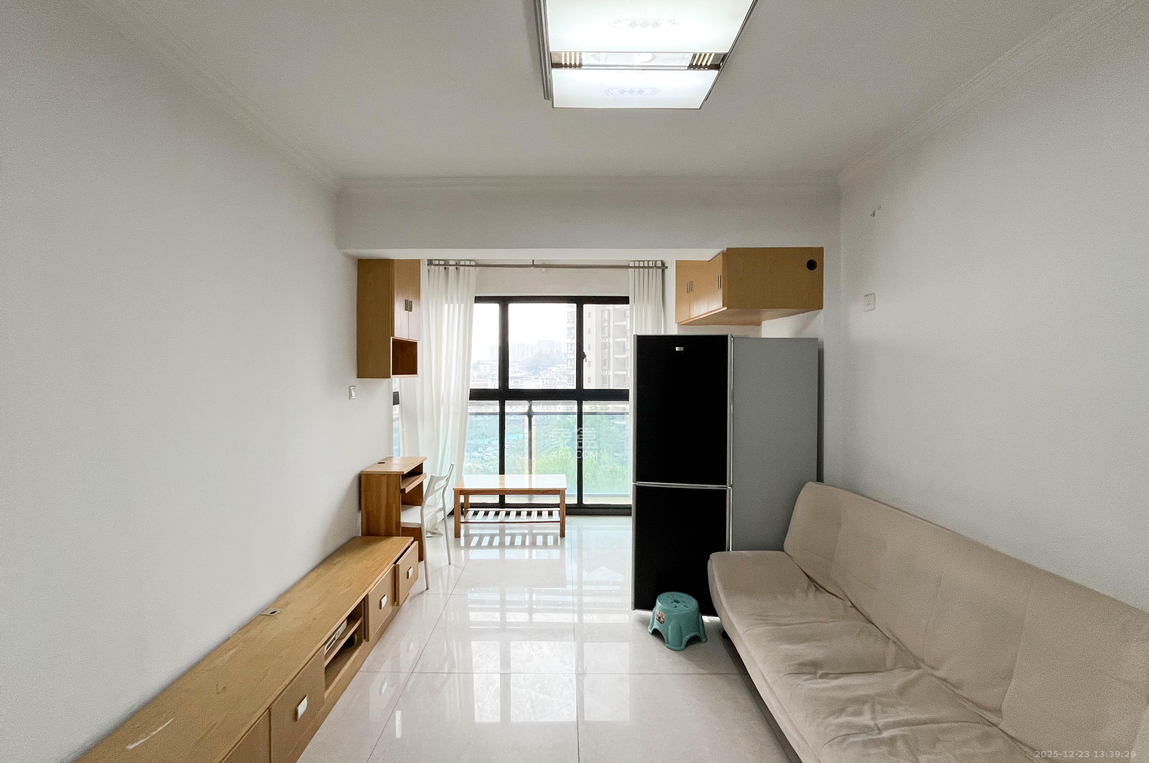 阿普阿布  1室1厅1卫    47.0万