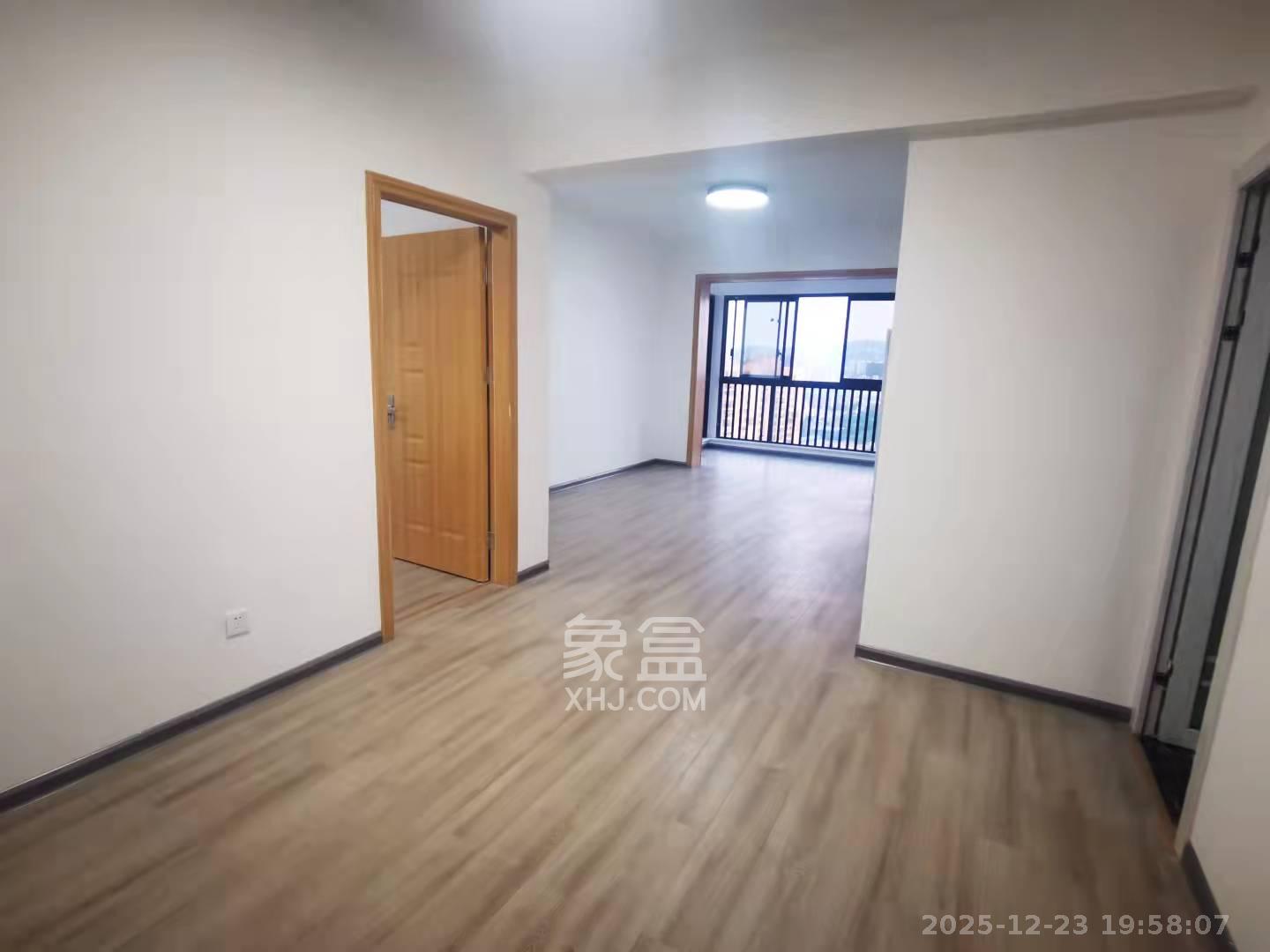 盛世耀凯  2室2厅1卫    2000.0元/月