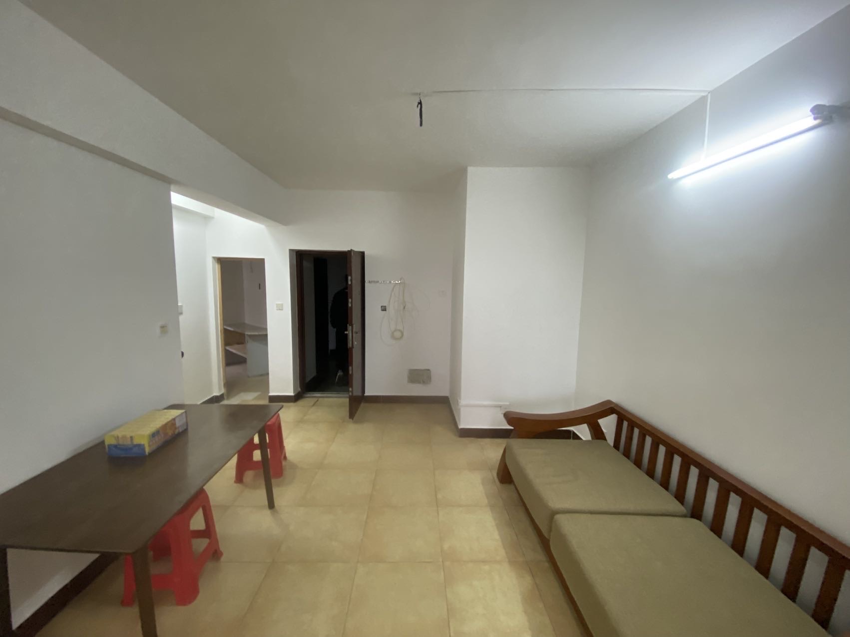 金碧雅苑  2室2厅1卫    80.0万