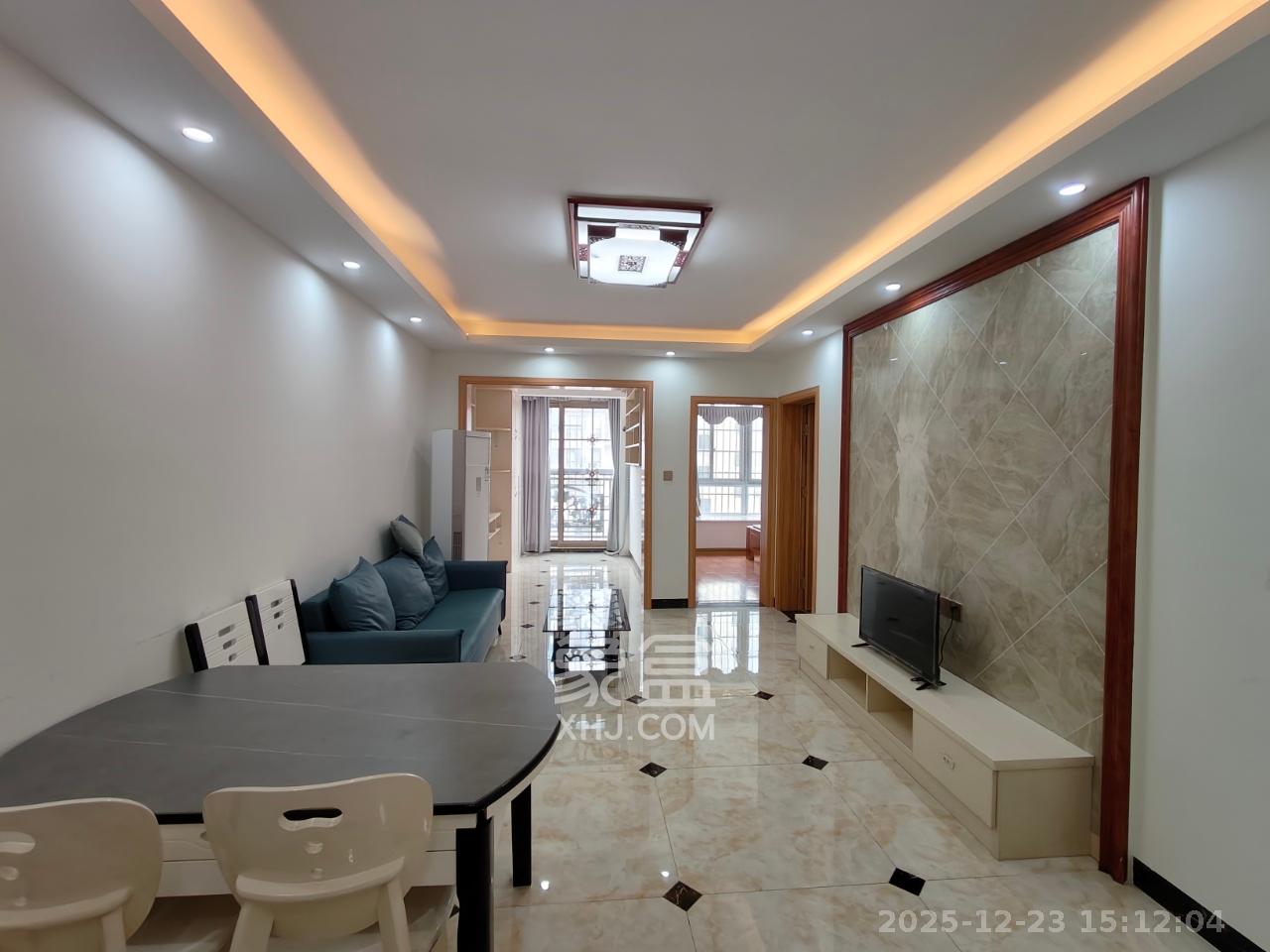 银太家园  2室2厅1卫    2000.0元/月