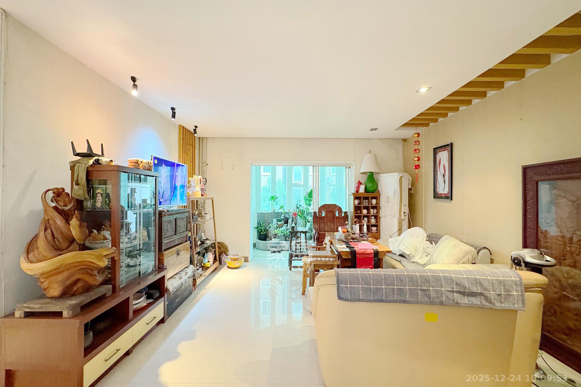 新华联家园  4室2厅2卫    190.0万