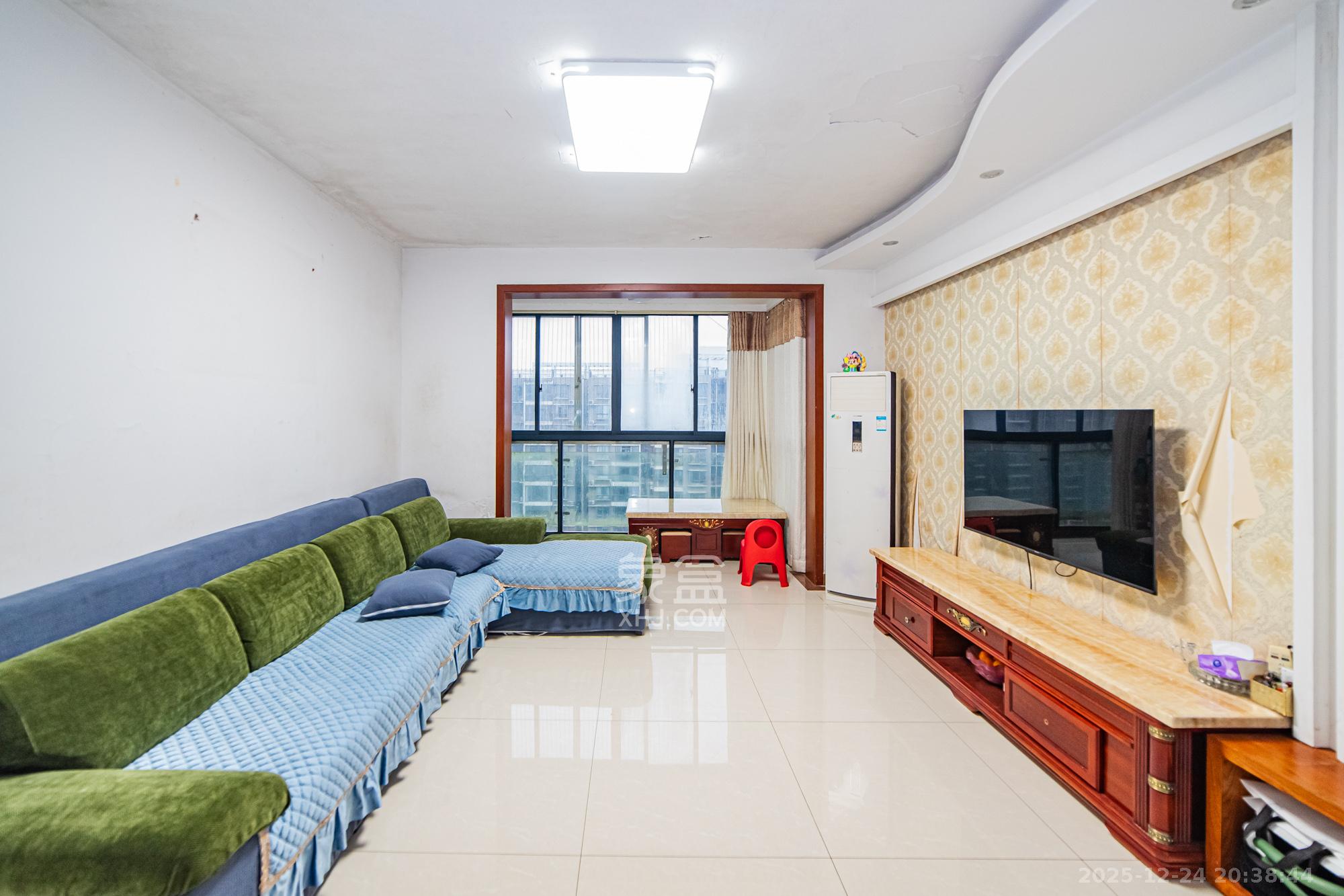 湘江世纪城临江苑  3室2厅2卫    121.0万