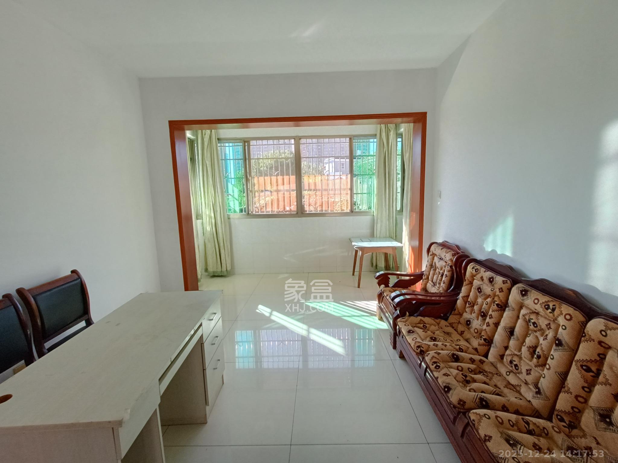 金峰小区北院（七里营社区）  1室1厅1卫    1900.0元/月