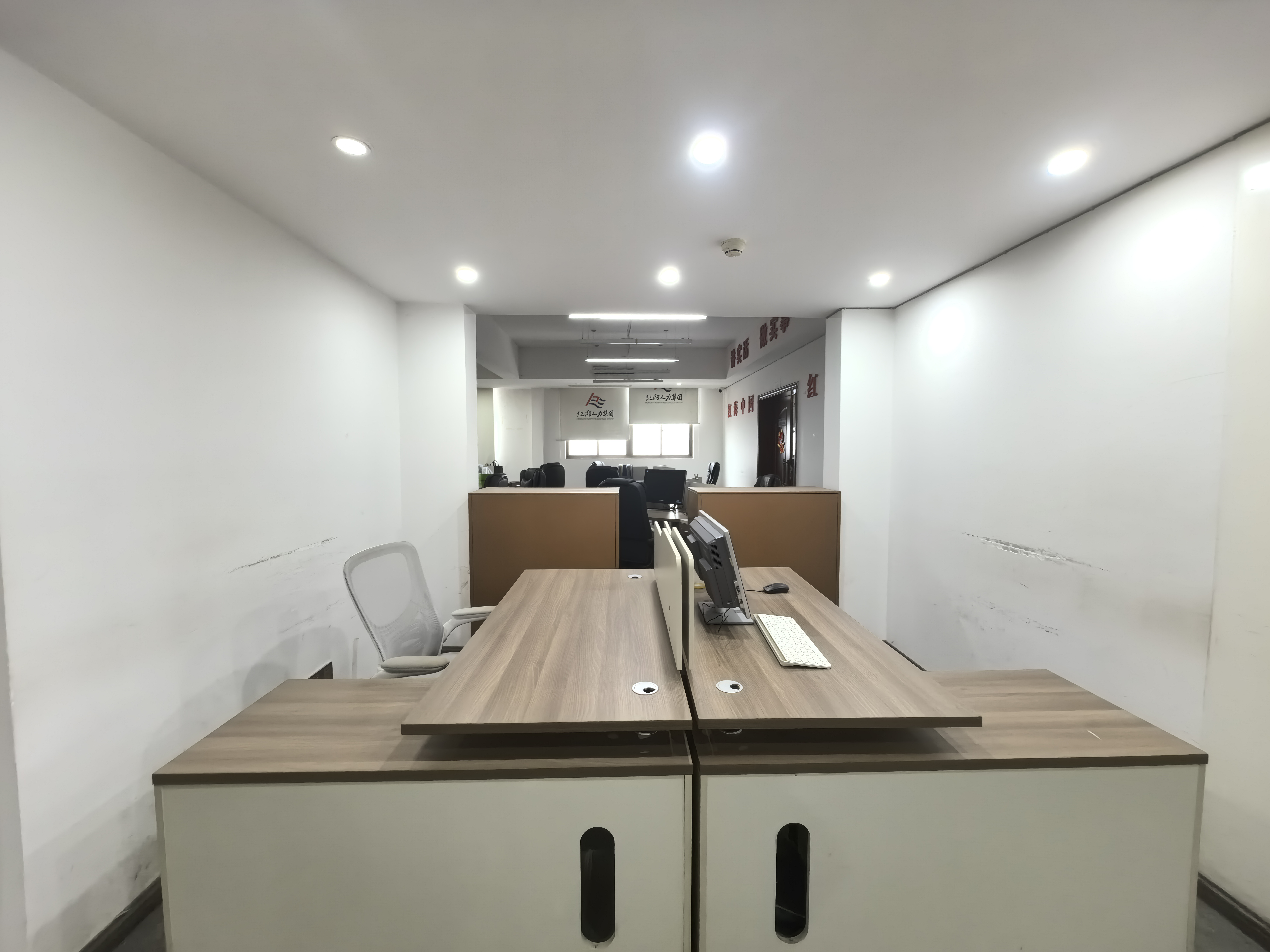 西湖公寓  1室1厅1卫    21.0万