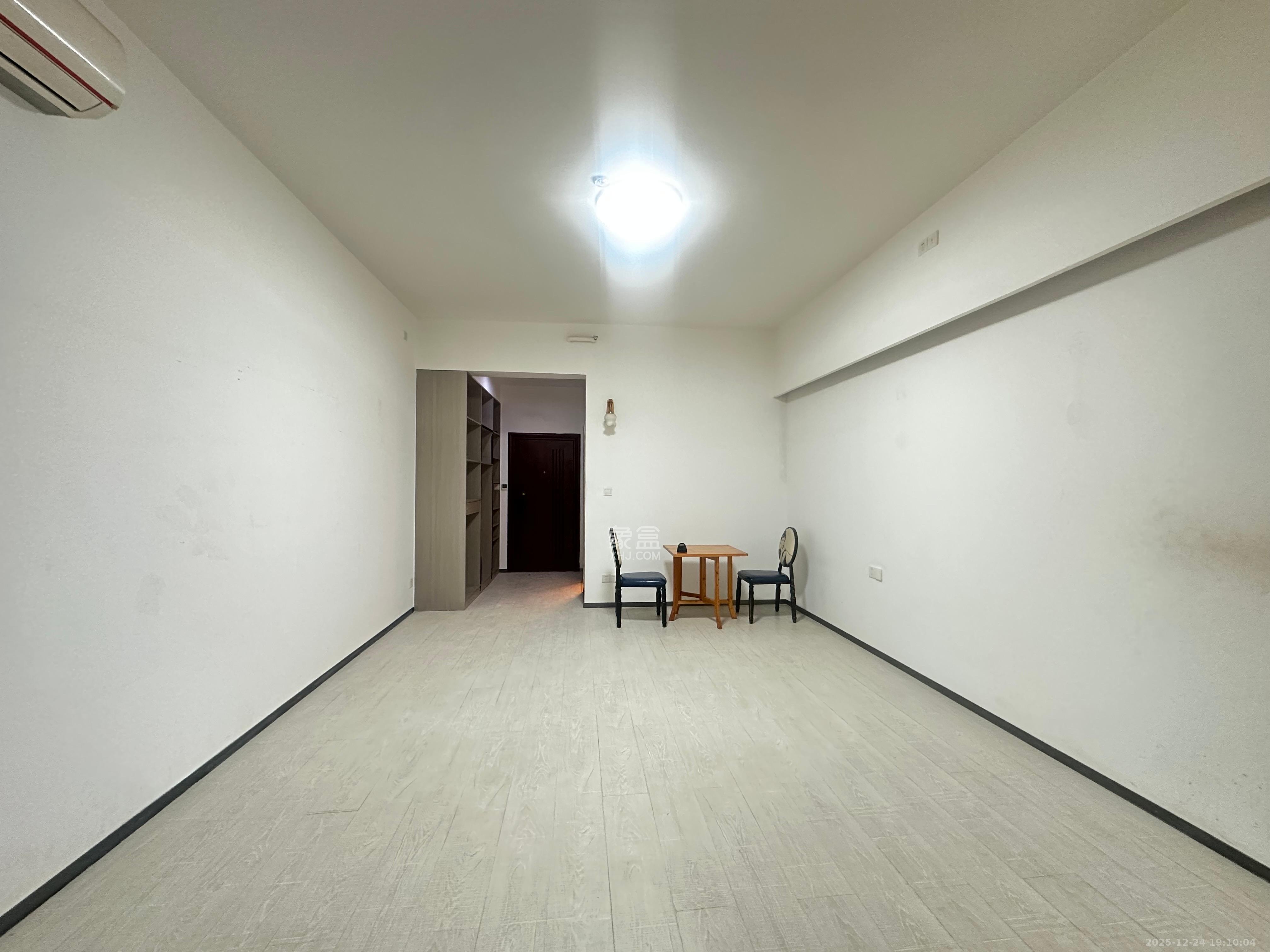 保利麓谷林语I区   49.24㎡      1500.0元/月室内图