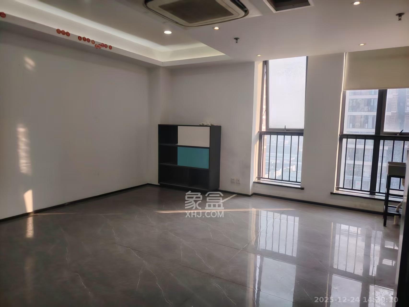 新长海广场   580.0㎡      20000.0元/月室内图