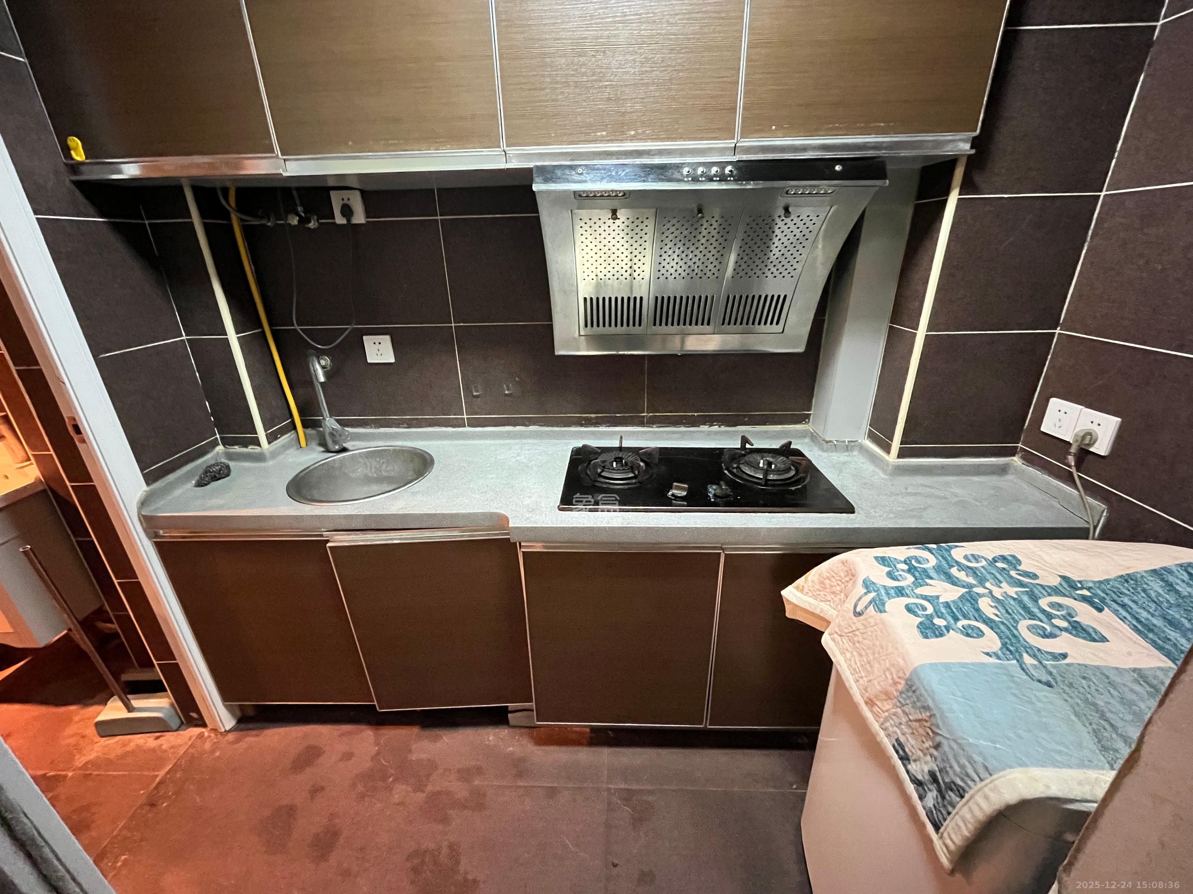 益佳苑  1室1厅1卫    1200.0元/月室内图