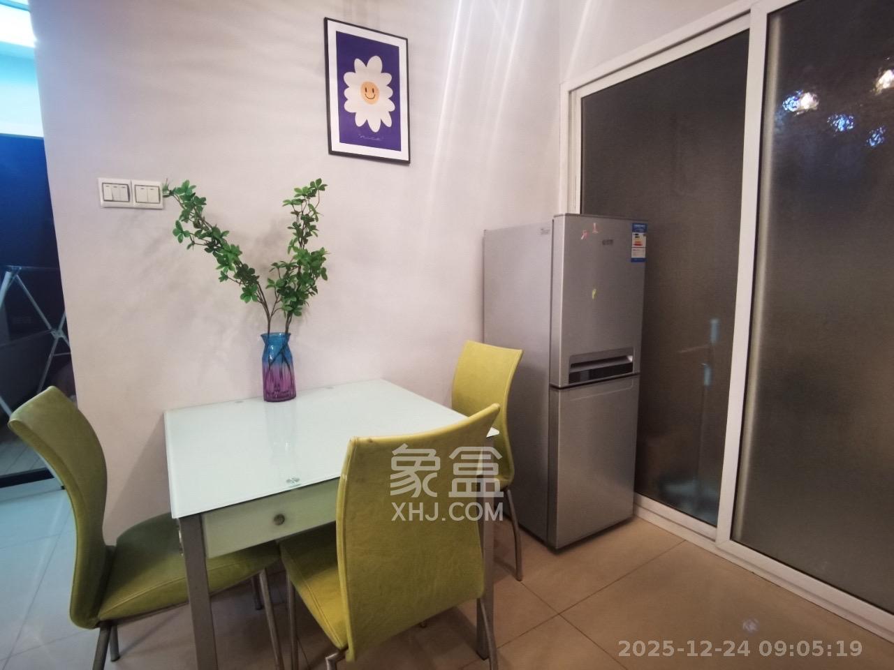 欧园  2室2厅2卫    2700.0元/月室内图