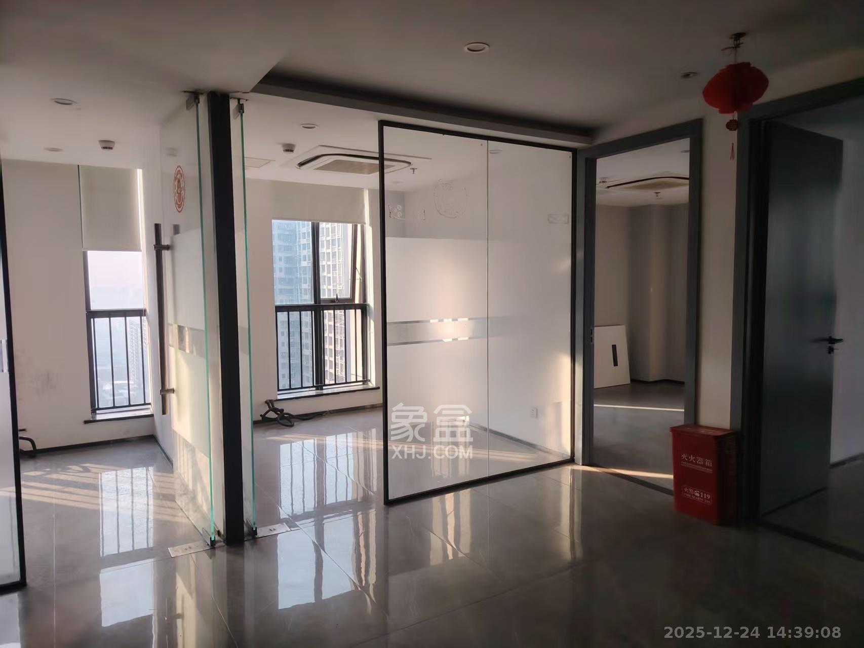 新长海广场   580.0㎡      20000.0元/月室内图