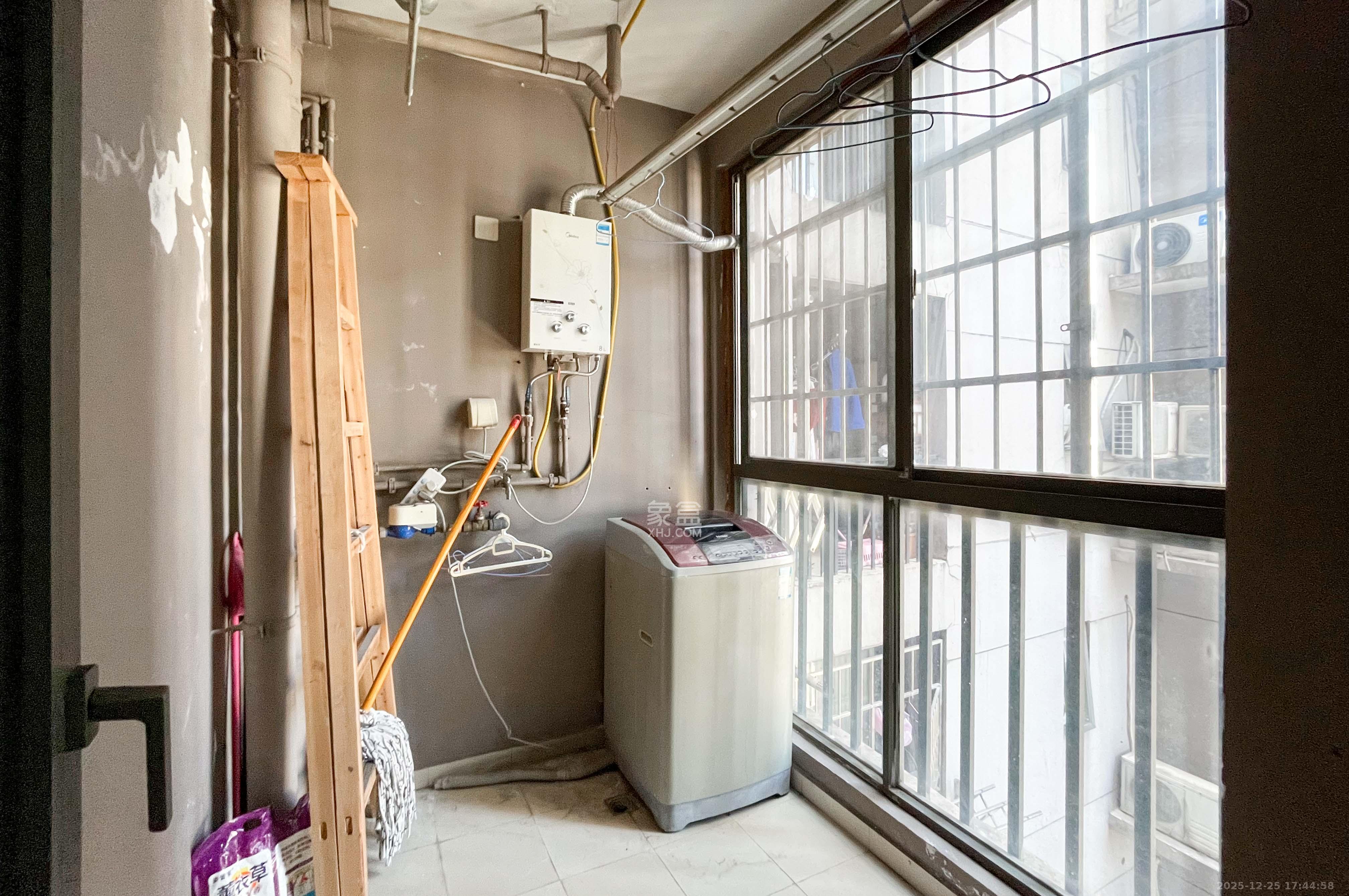 远大麓园  2室2厅1卫    59.0万其他