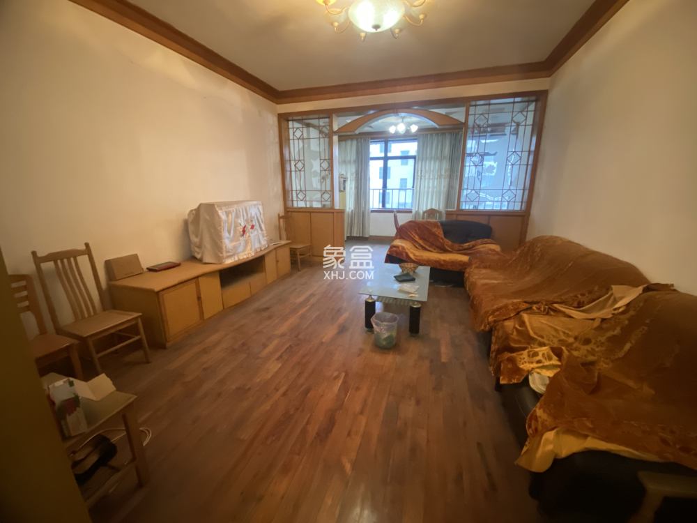 七一路散盘  3室2厅2卫    33.6万