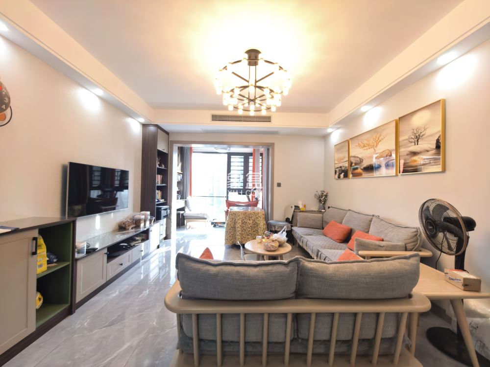 金科集美雅郡  4室2厅2卫    93.8万