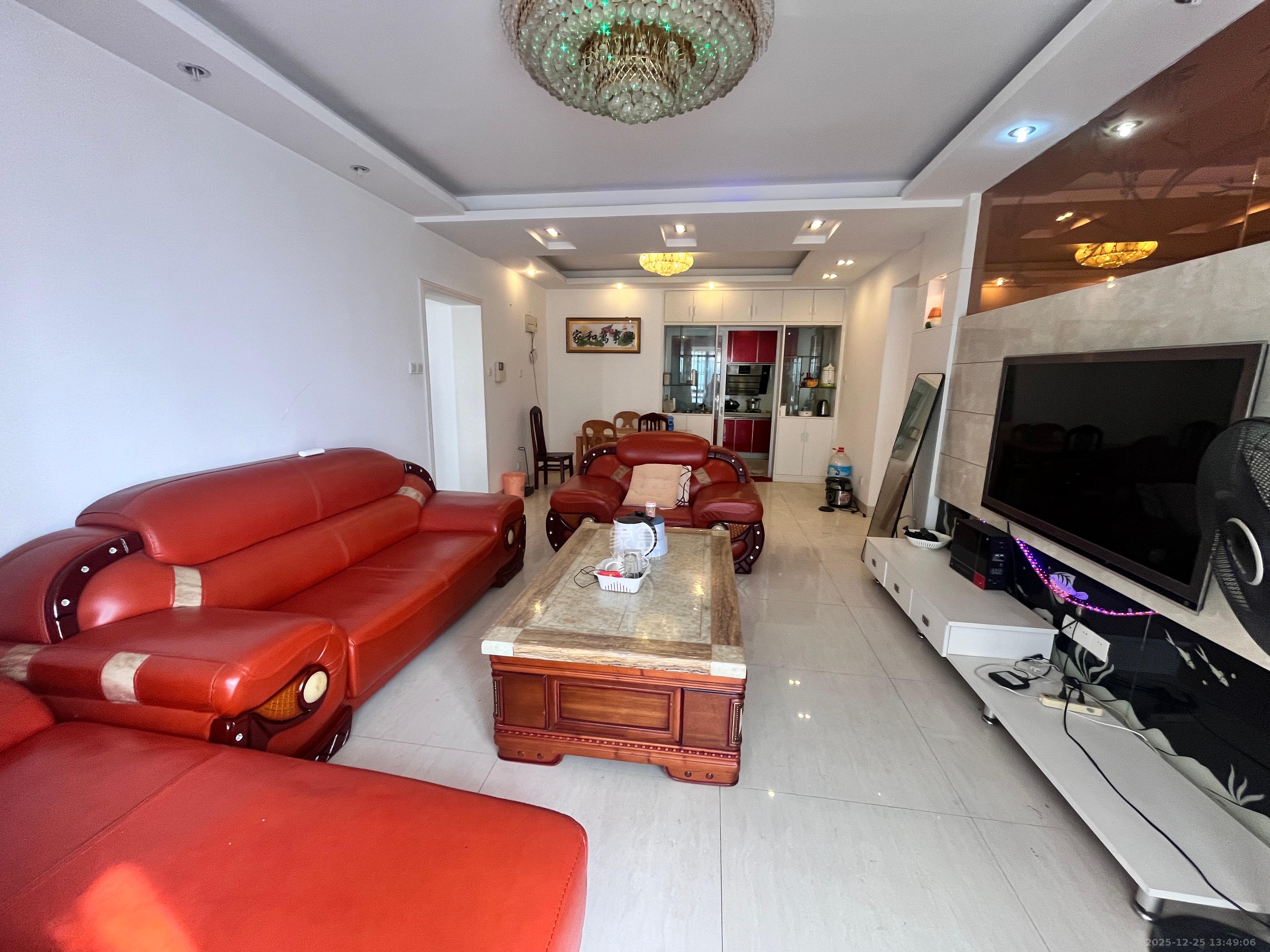 华天LOHO小镇  4室2厅1卫    1500.0元/月