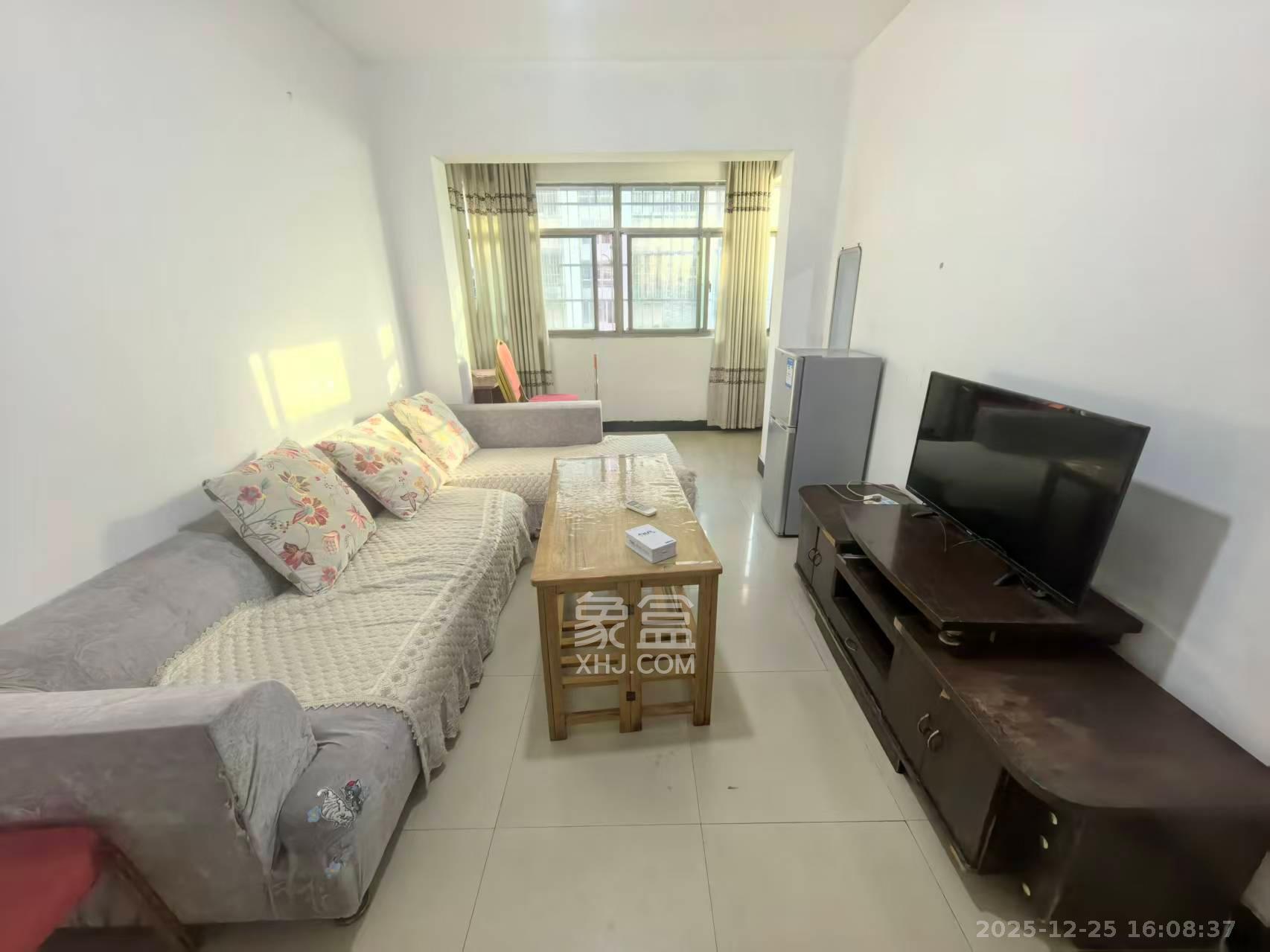 长丰小区  2室2厅1卫    1600.0元/月