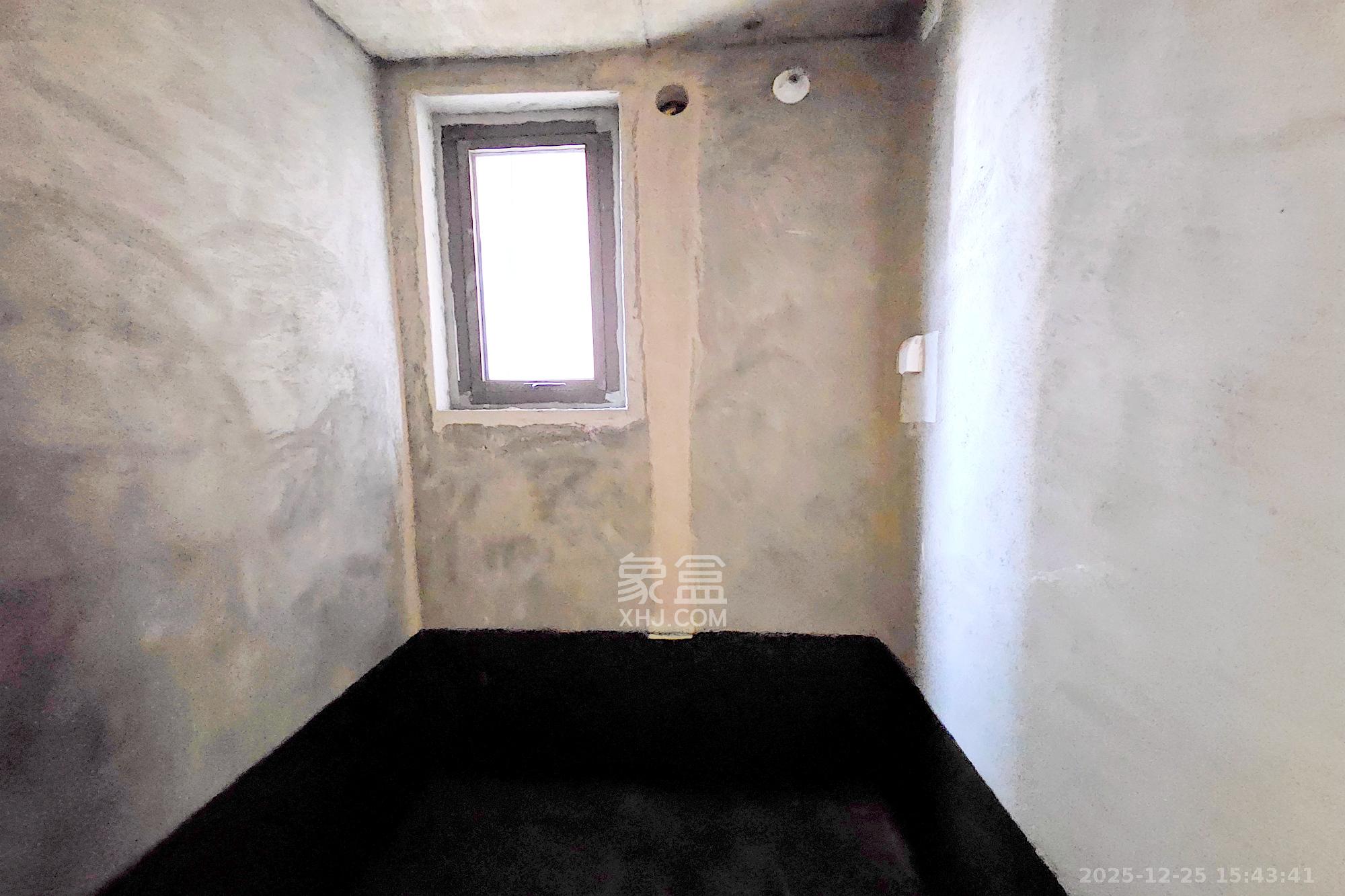 明昇壹城(明昇时代广场)二期 3室1厅1卫 141.0万 明昇壹城(明昇时代广场)二期 3室1厅1卫 141.0万卫生间