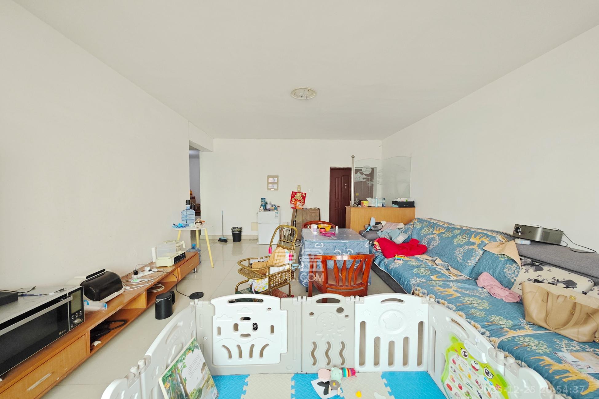 名都花园  3室2厅2卫    90.0万