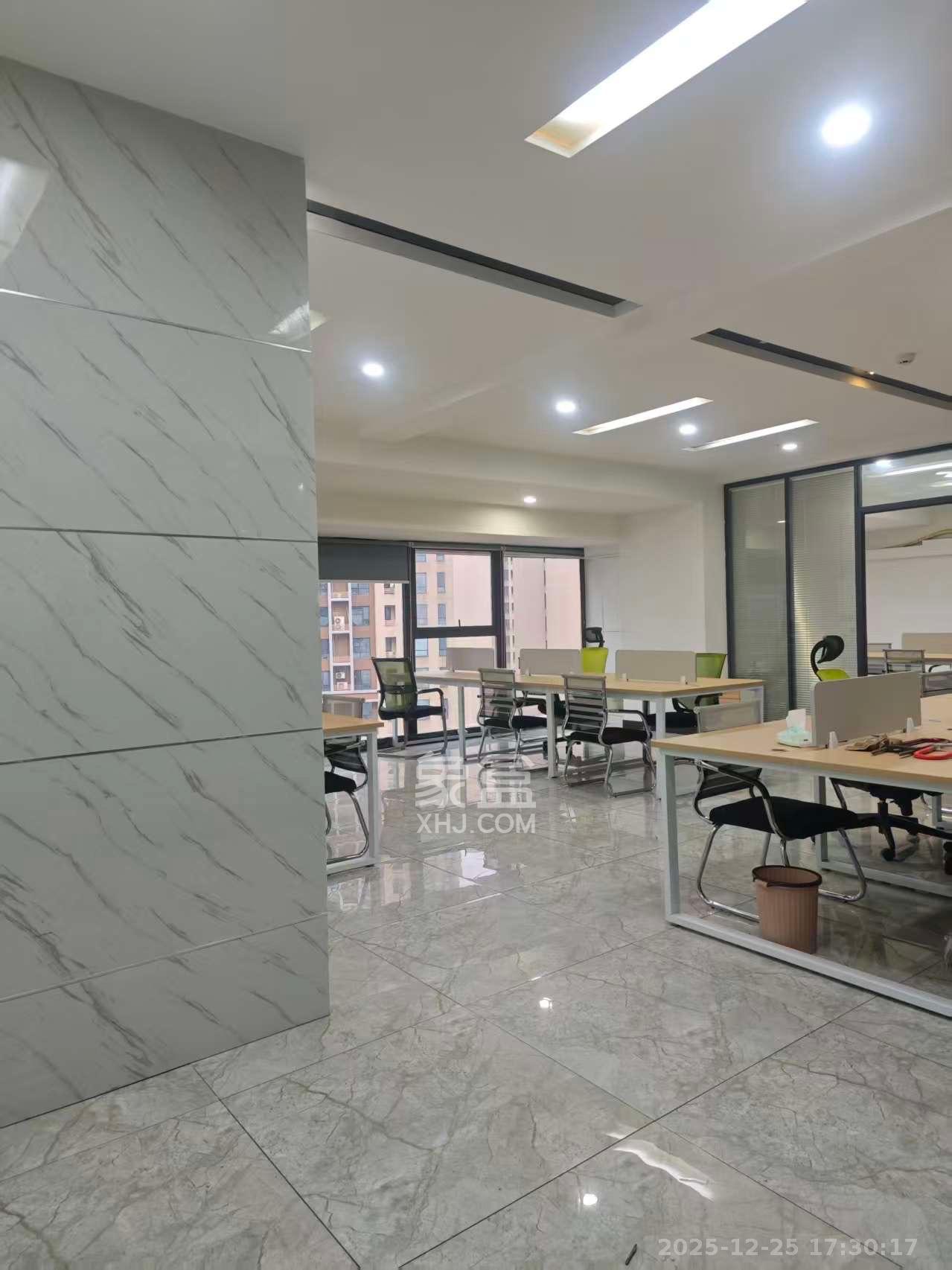 达美D6区   112.0㎡      6000.0元/月室内图