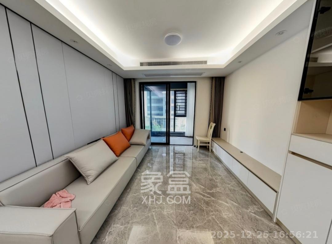 旭辉铂宸府  3室0厅0卫    2400.0元/月