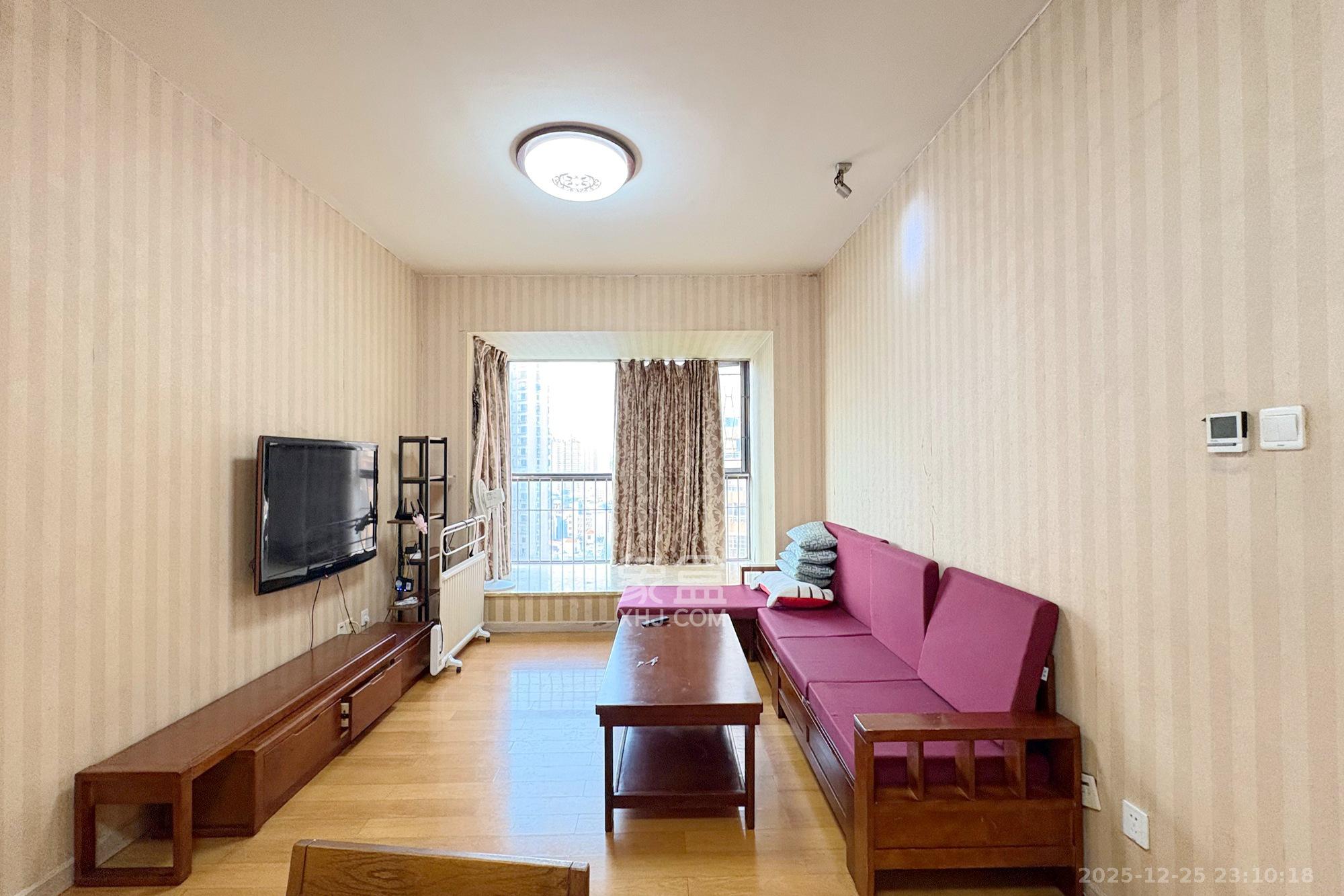 盛世美居荷园  3室2厅1卫    110.0万