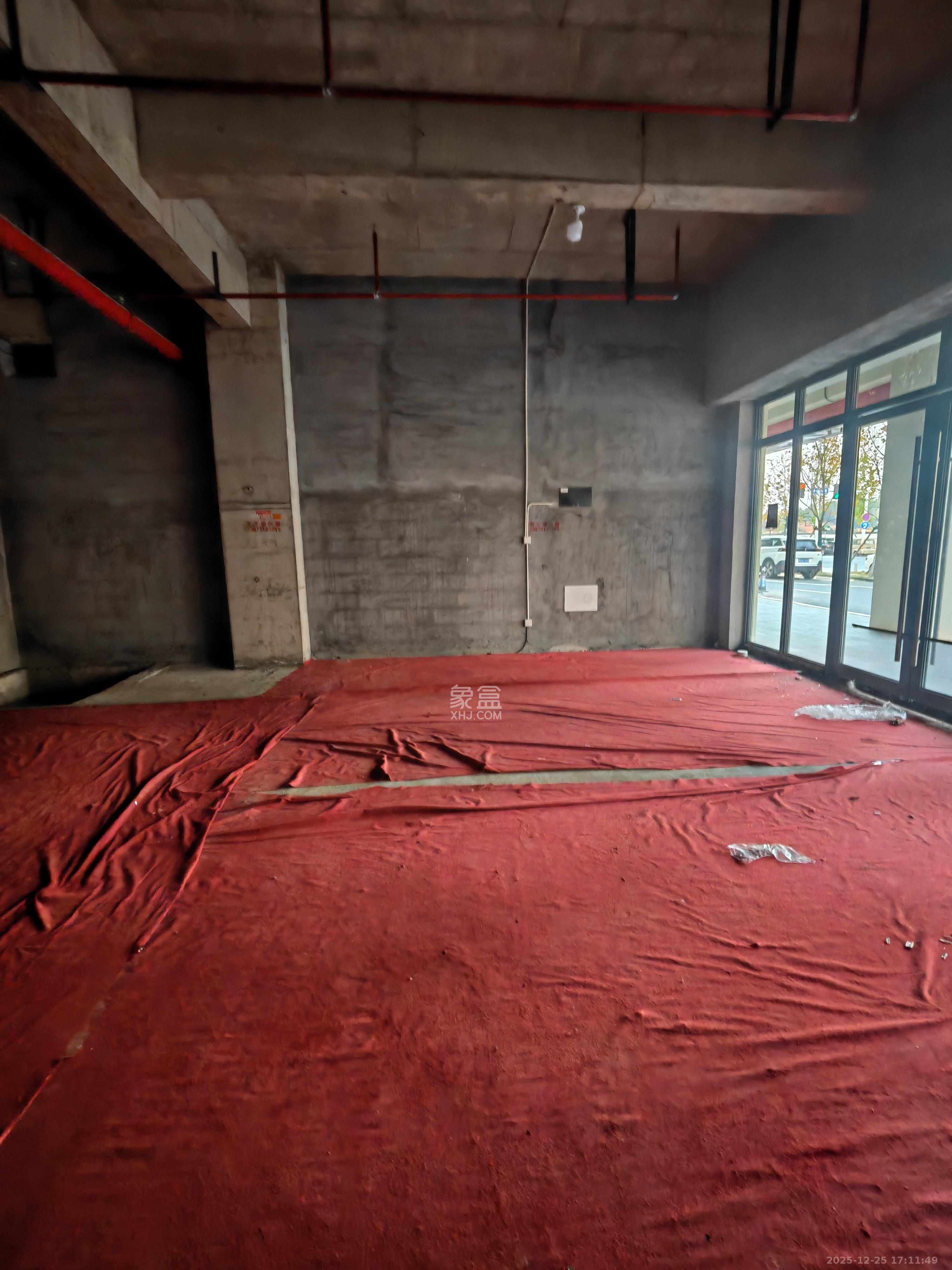 山月嘉园   94.0㎡      15500.0元/月室内图