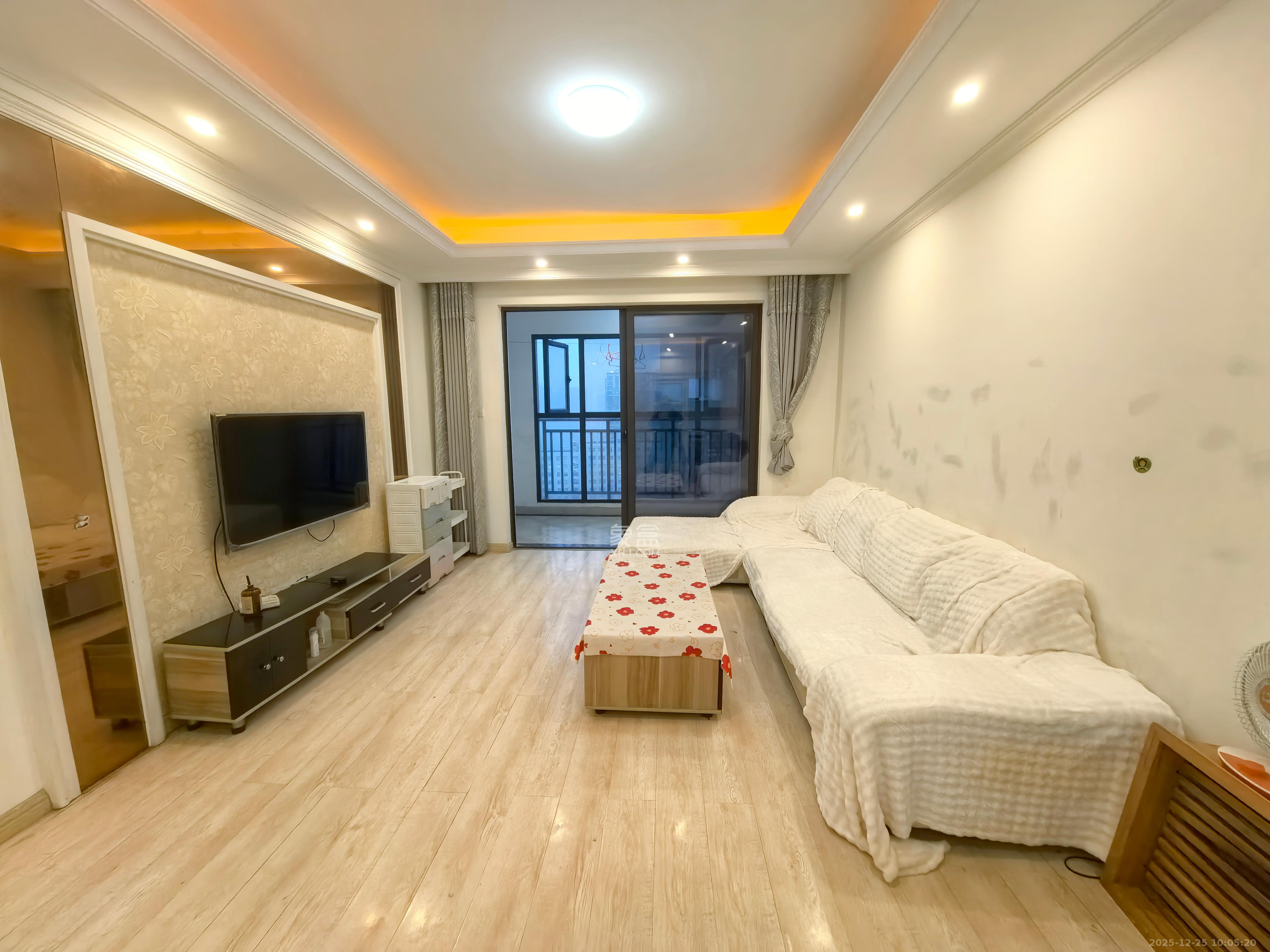 五江天街北区  2室1厅1卫    2200.0元/月