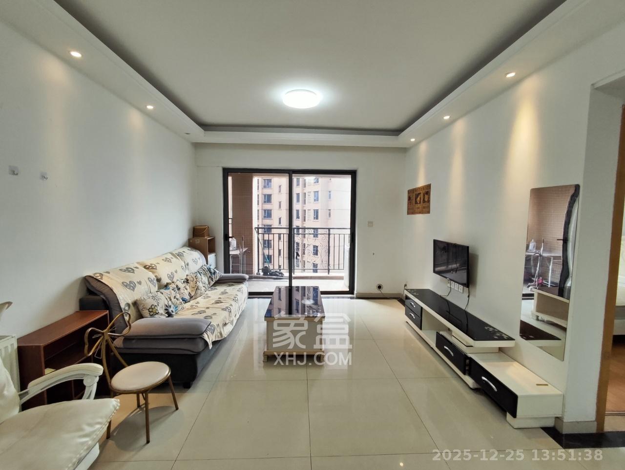 珠江郦城探香里  3室2厅1卫    2000.0元/月