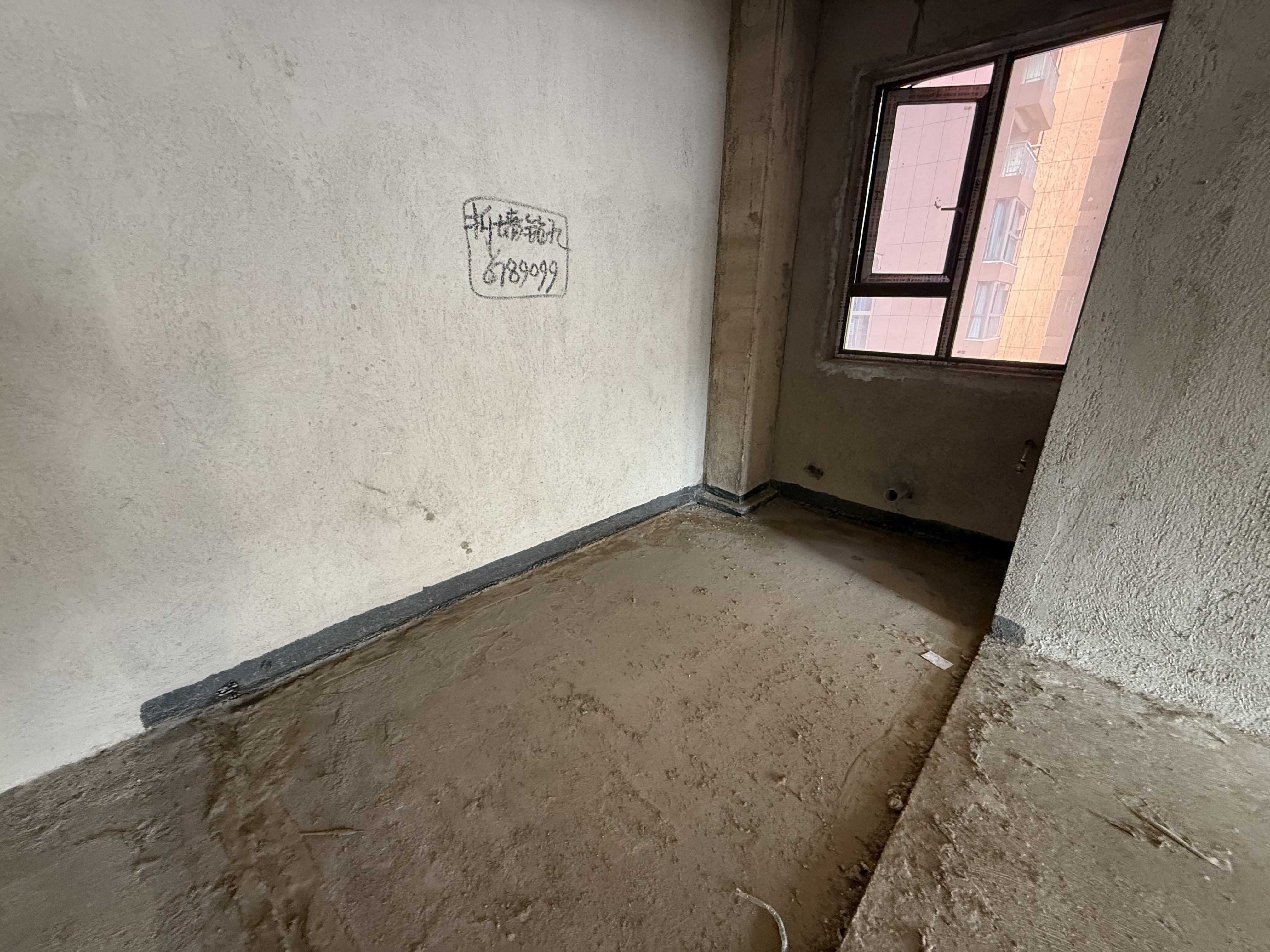 大同芙蓉二期(芙蓉广场)  3室2厅2卫    77.8万