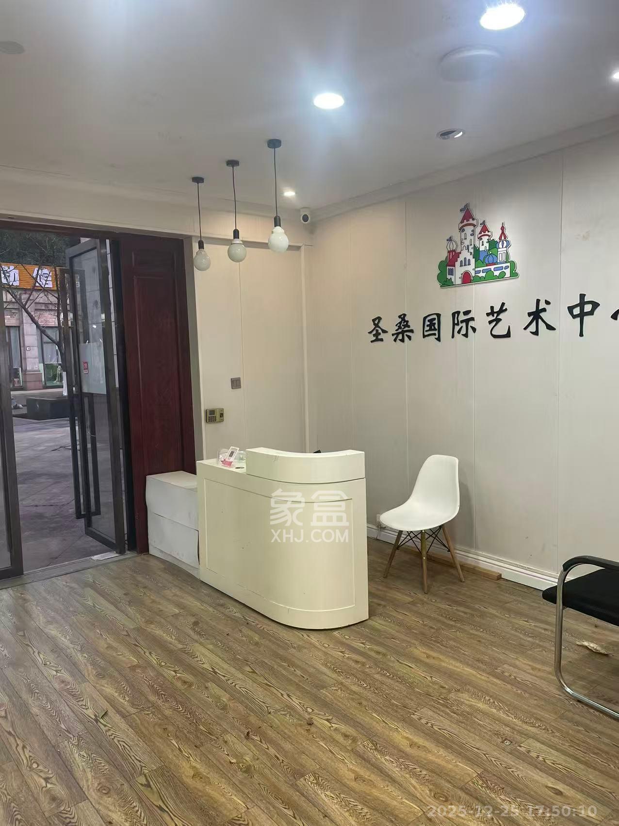 奥林匹克花园   78.0㎡      6000.0元/月室内图