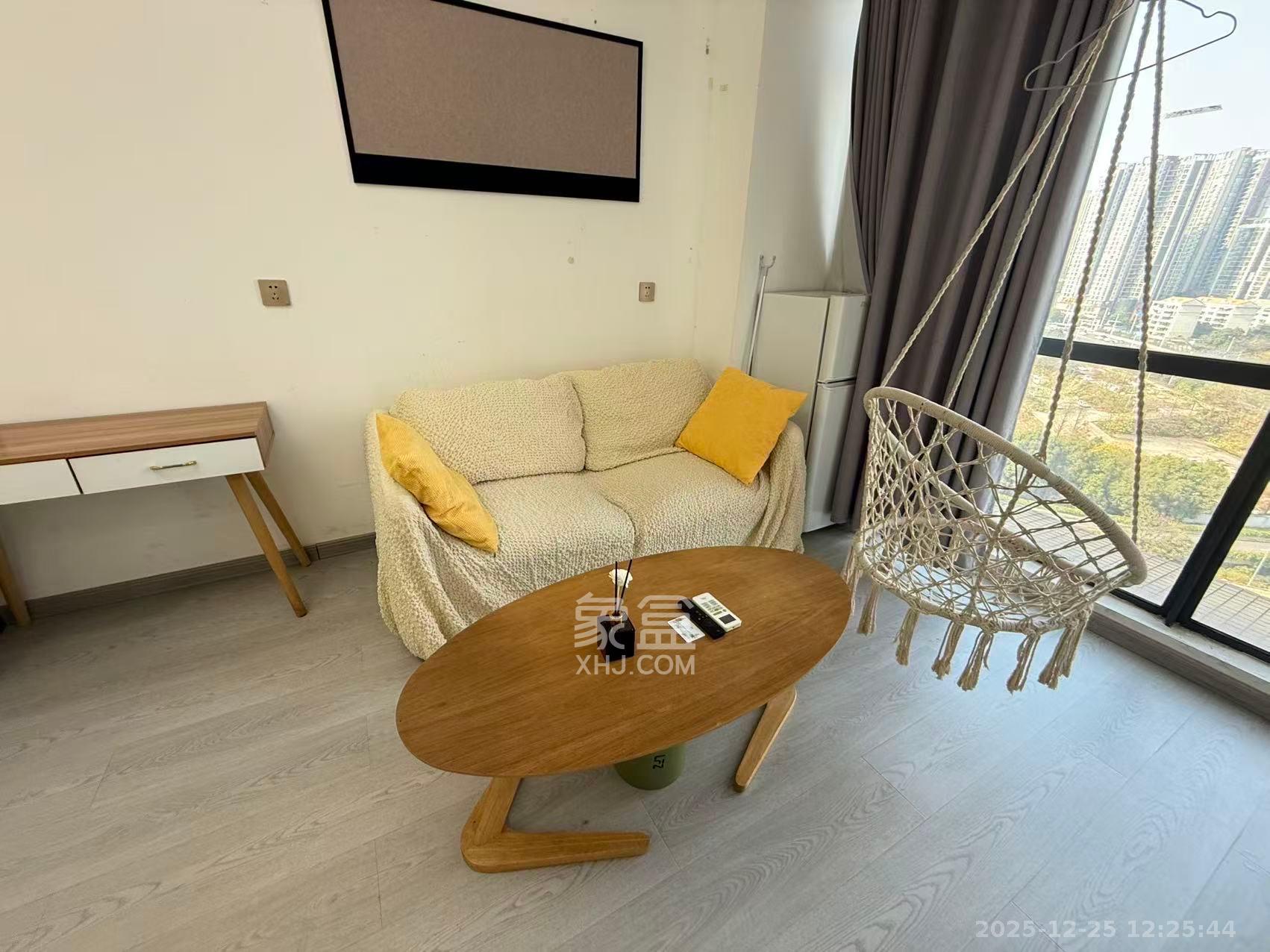 叠彩兰亭  1室1厅1卫    1300.0元/月