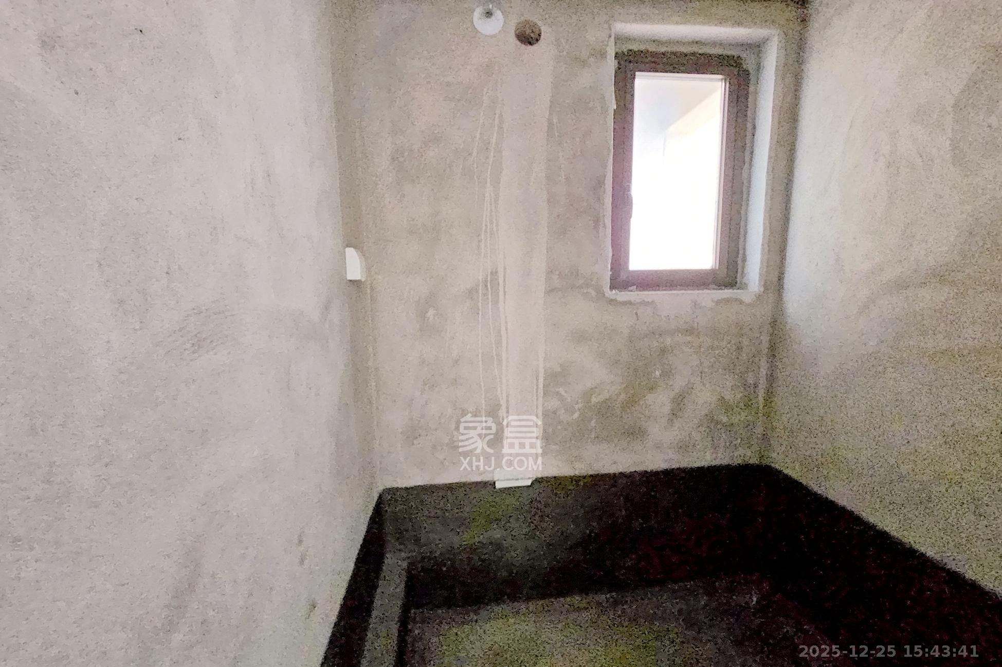 明昇壹城(明昇时代广场)二期 3室1厅1卫 141.0万 明昇壹城(明昇时代广场)二期 3室1厅1卫 141.0万卫生间