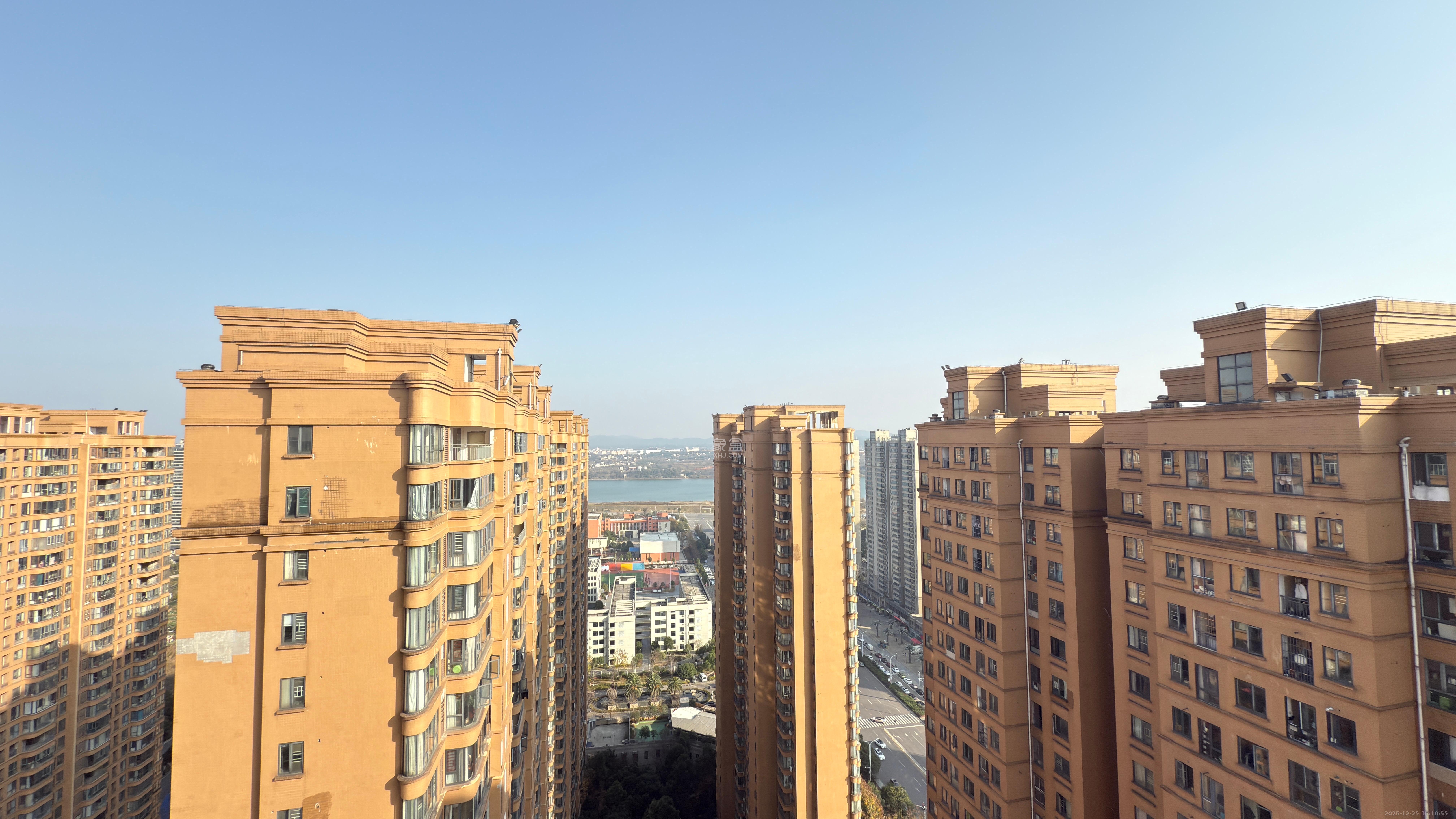 五矿万境水岸  1室2厅2卫    65.0万