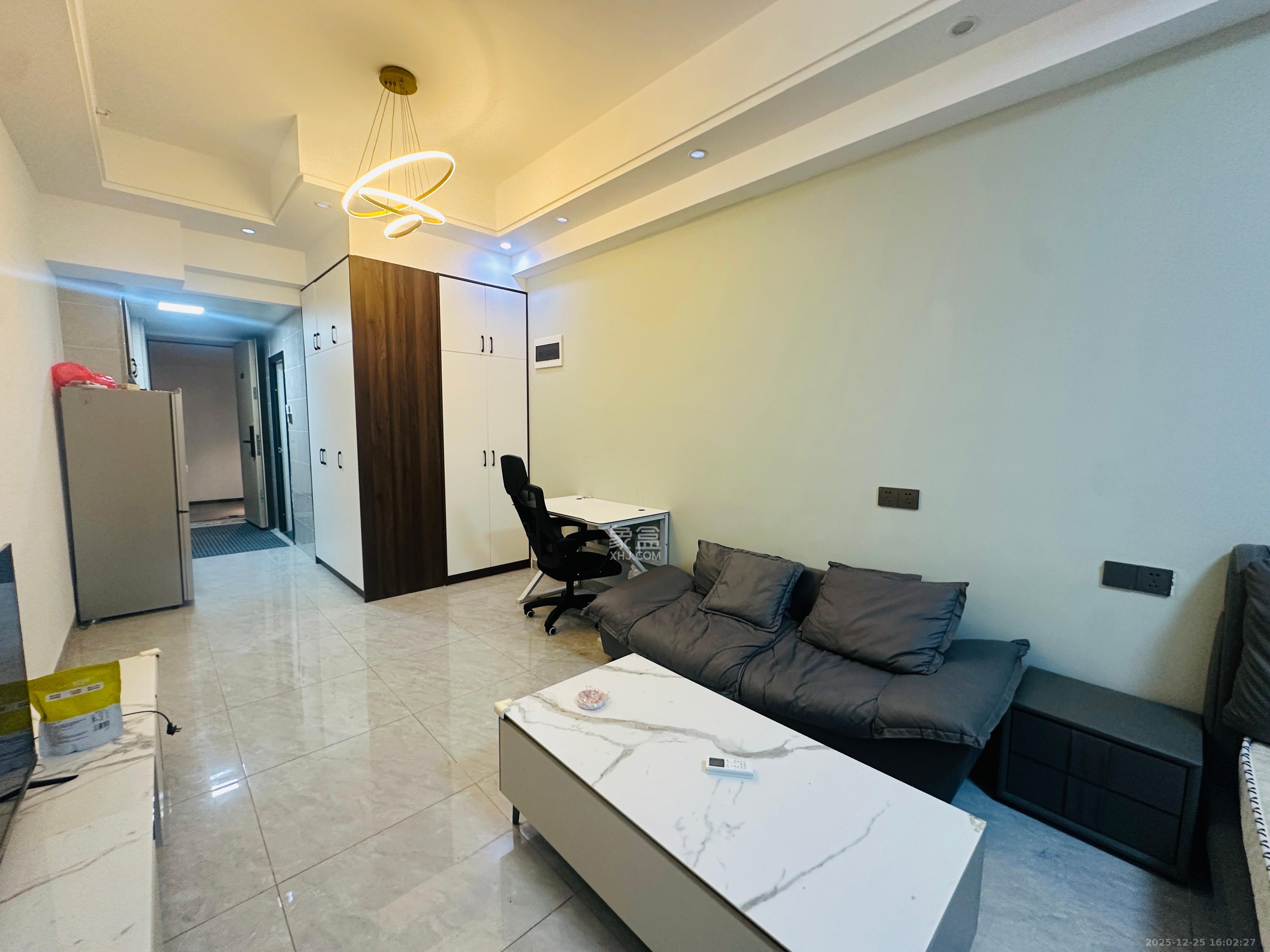 新力铂园(江山云著) 1室1厅1卫 1300.0元/月 新力铂园(江山云著) 1室1厅1卫 1300.0元/月室内图