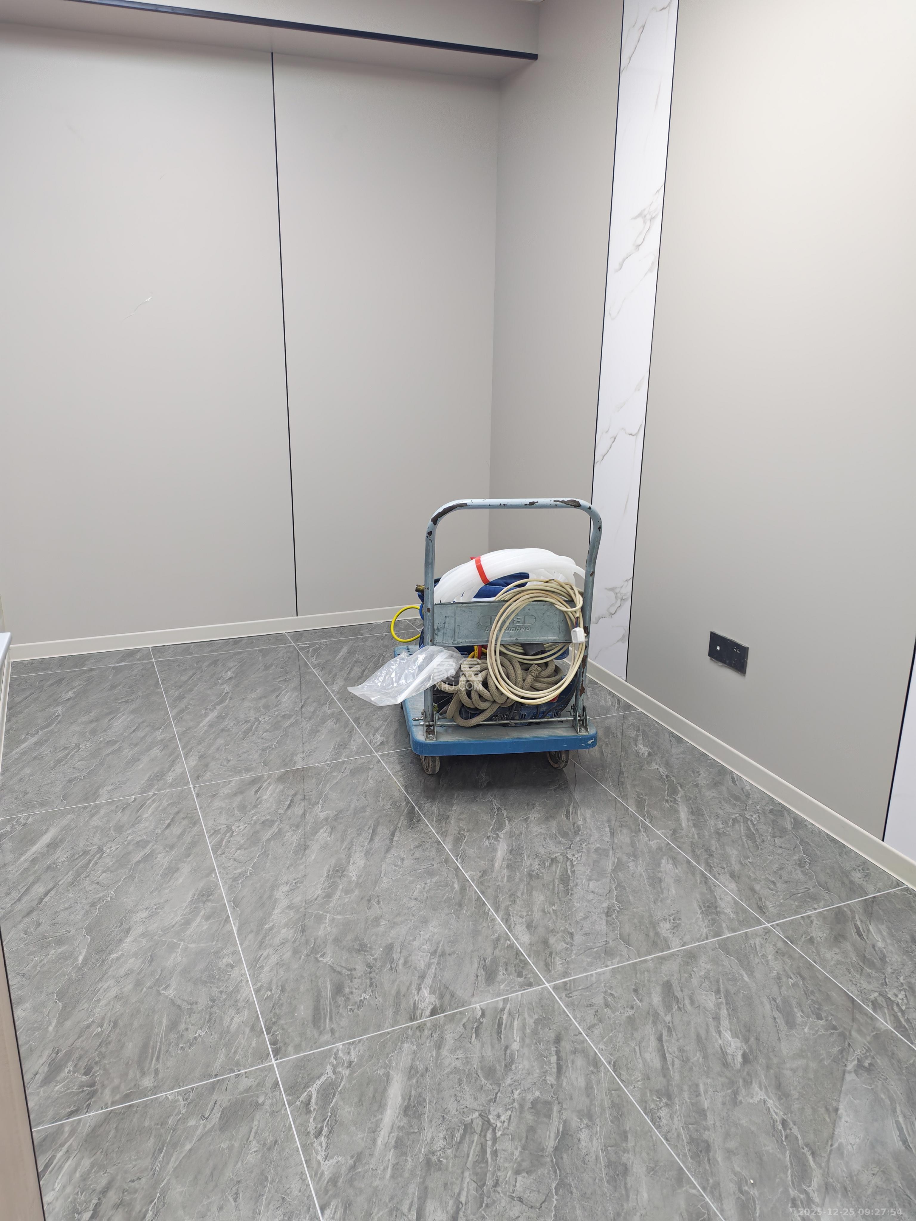 万象新天   160.0㎡      6500.0元/月室内图