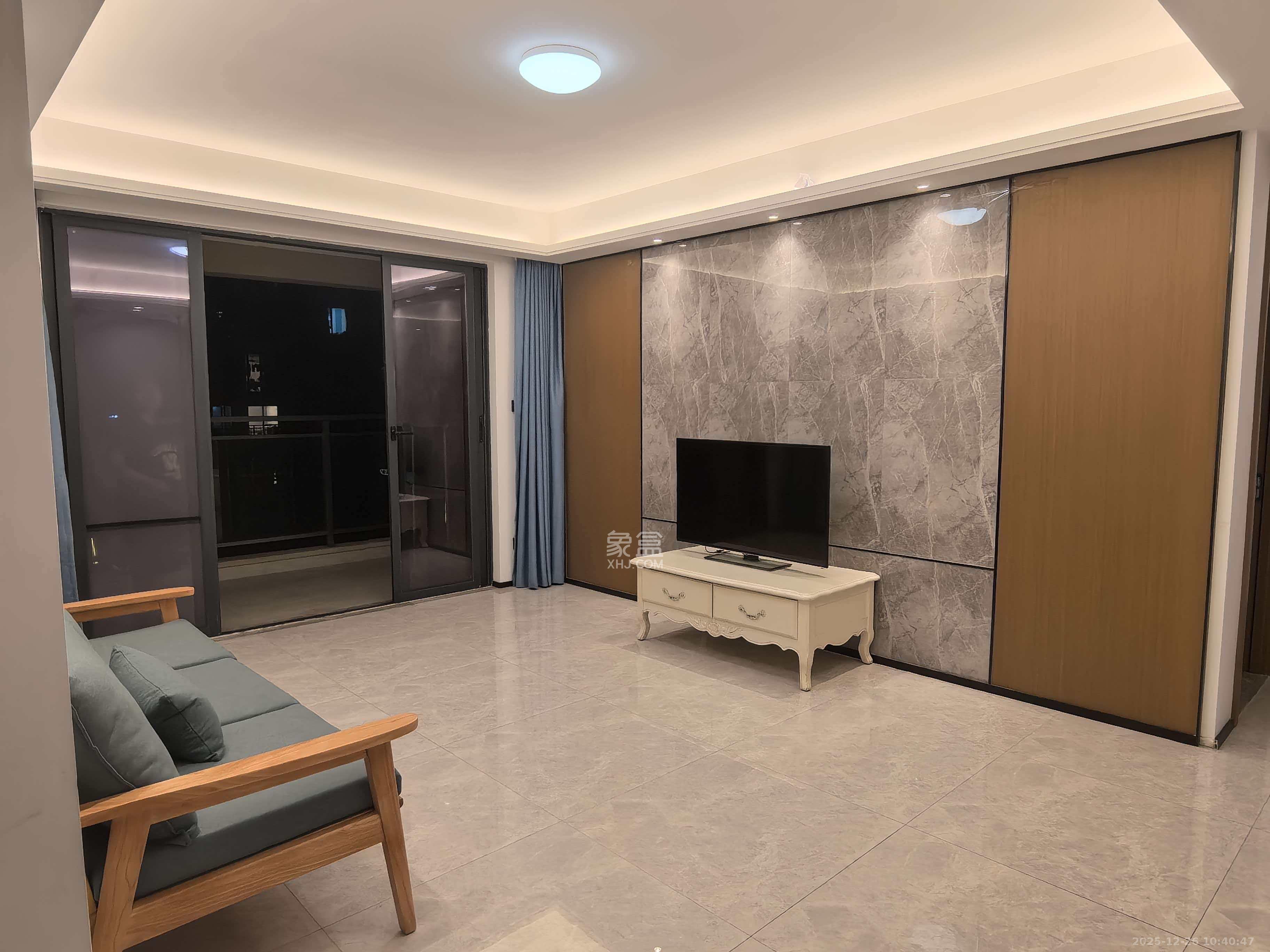 长房云西府一期  3室2厅1卫    3000.0元/月