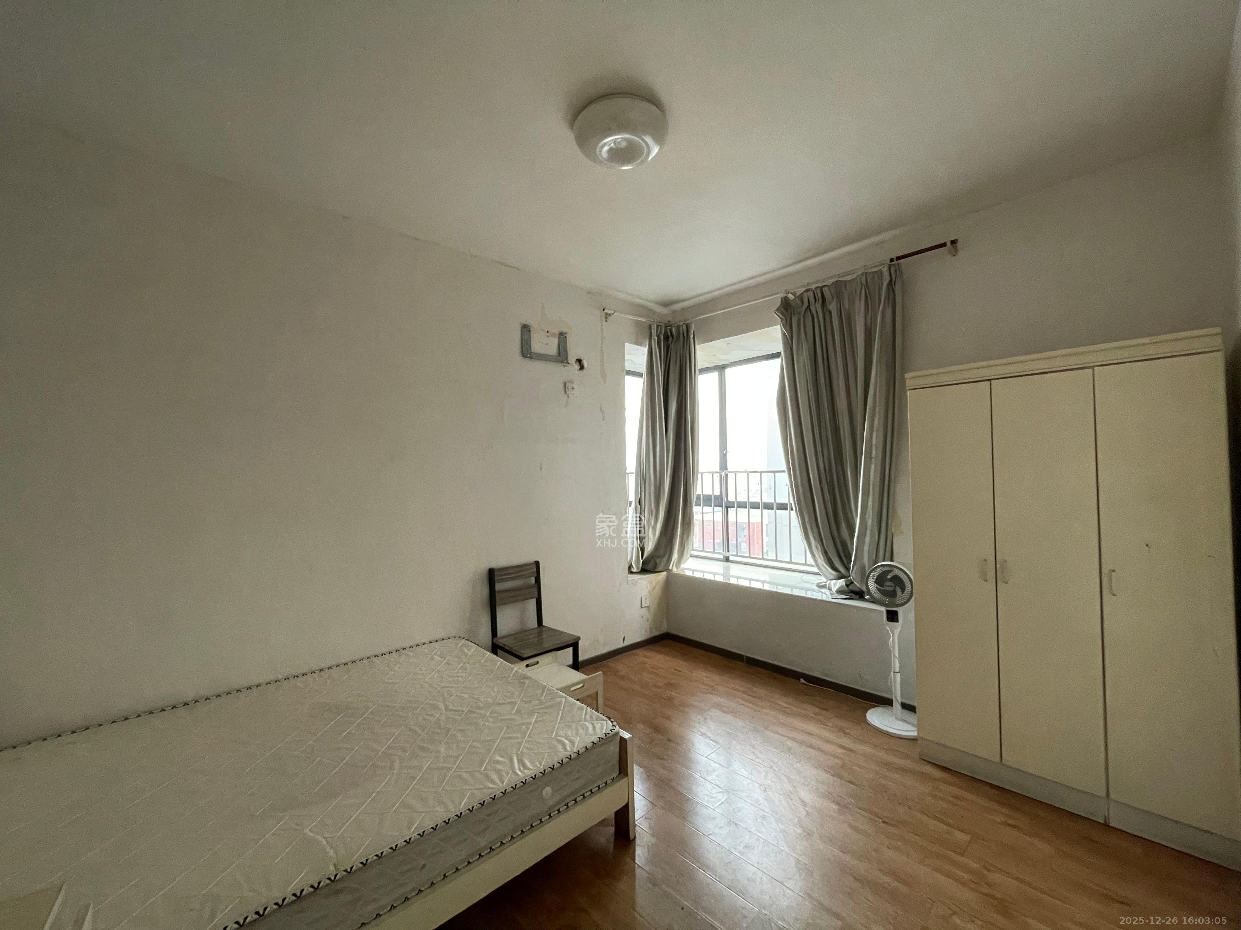 湘江世纪城瑞江苑  3室1厅1卫    1500.0元/月室内图