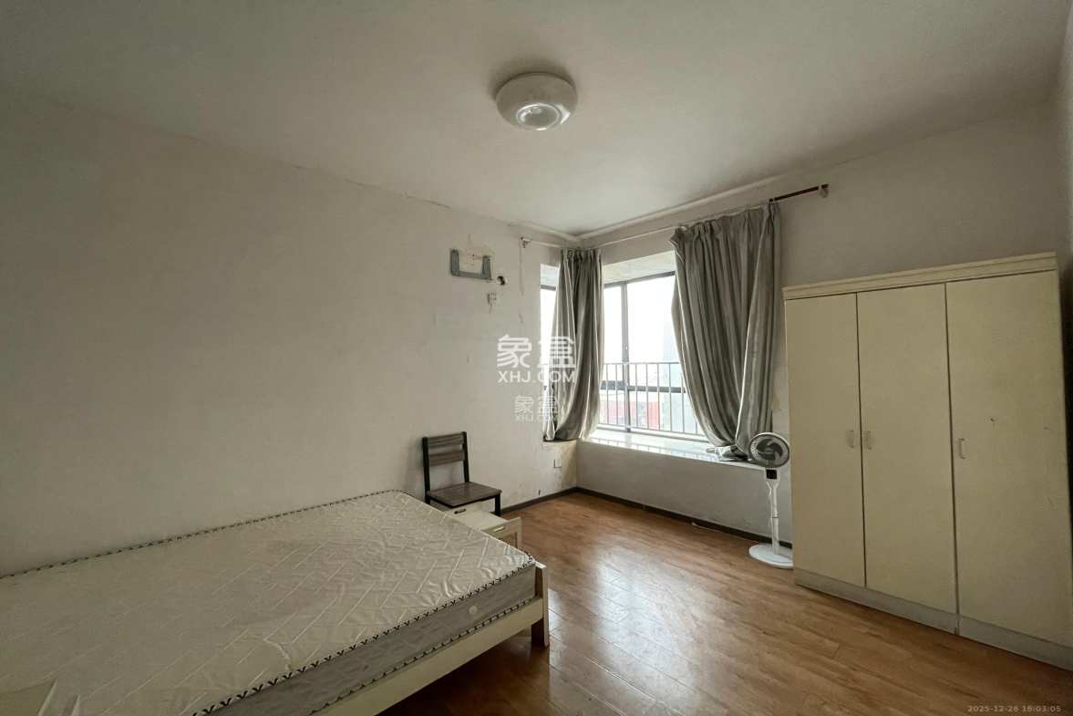 湘江世纪城瑞江苑 3室1厅1卫 1500.0元/月 湘江世纪城瑞江苑 3室1厅1卫 1500.0元/月室内图