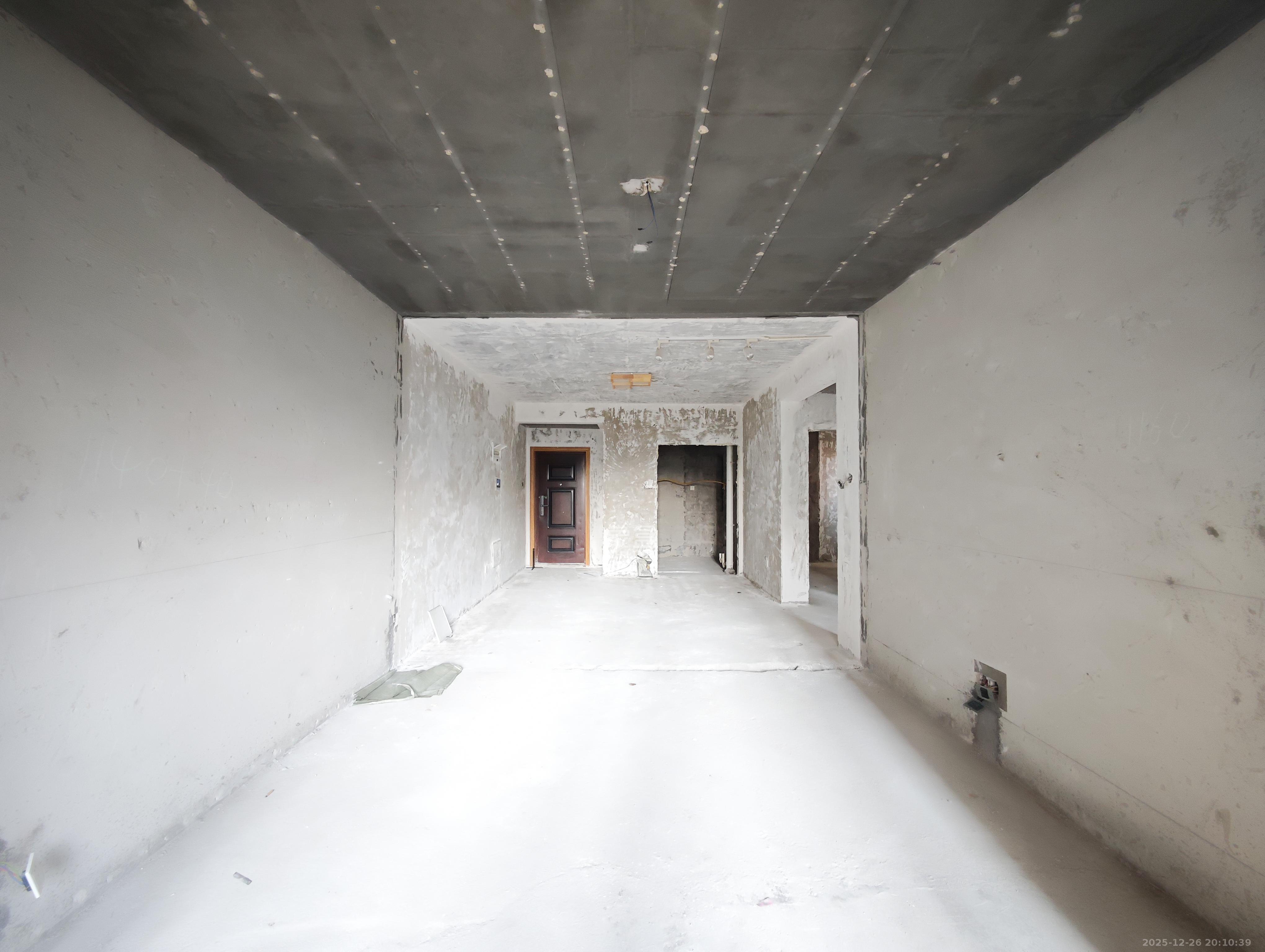 中建嘉和城  3室2厅1卫    63.0万