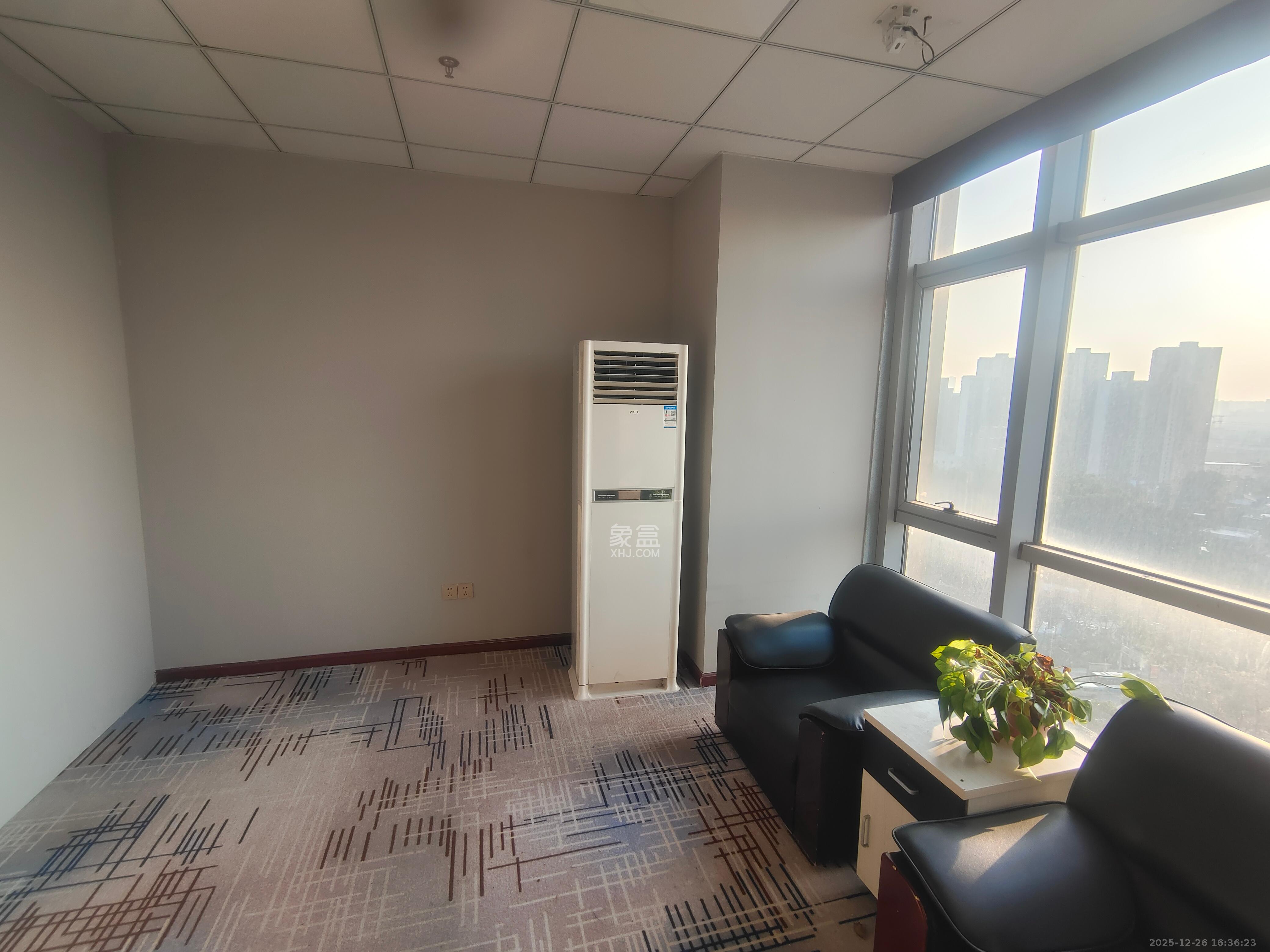 奥克斯缔壹城   260.0㎡      8000.0元/月室内图