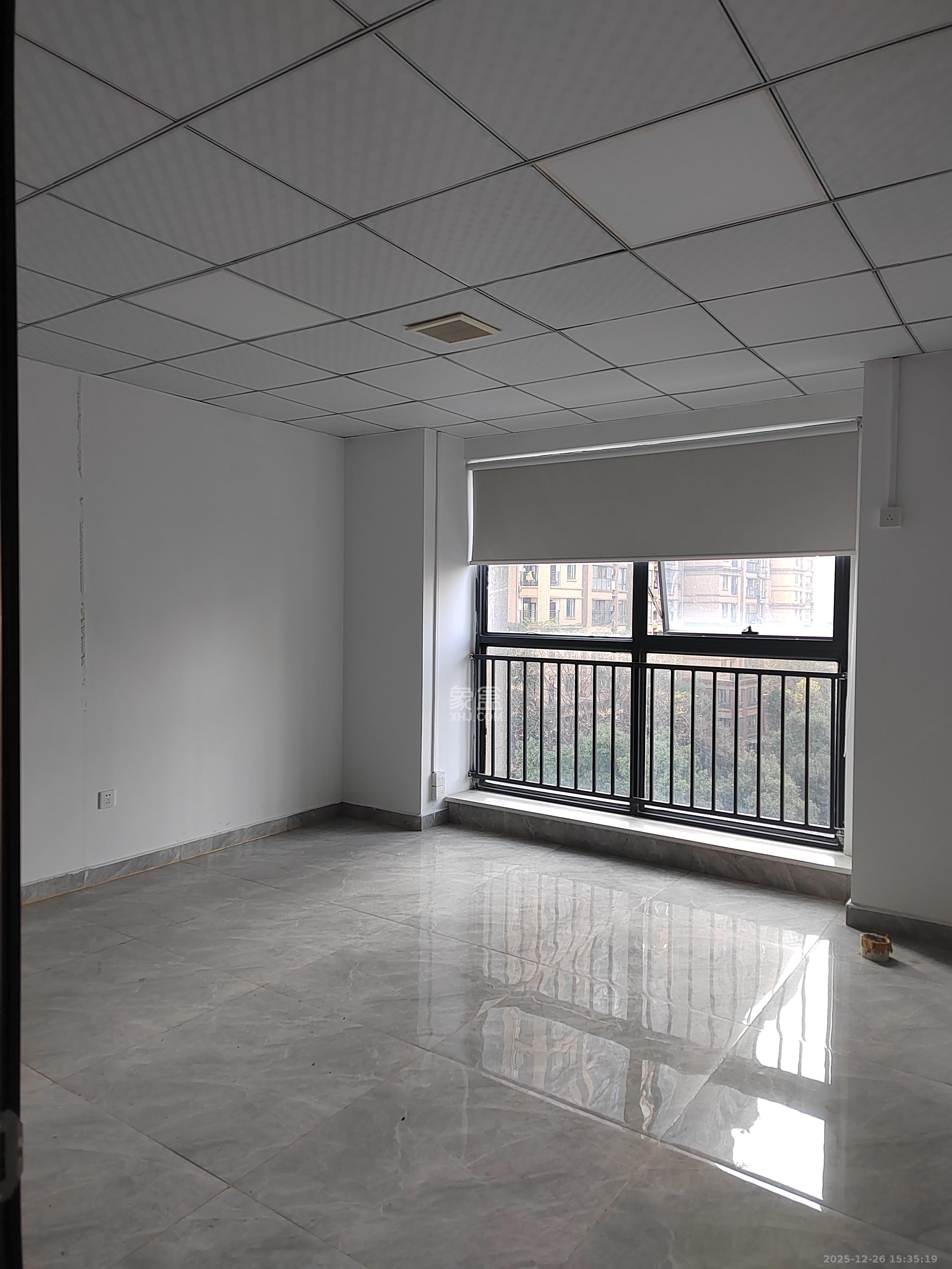 洋湖创富中心   258.0㎡      7000.0元/月室内图