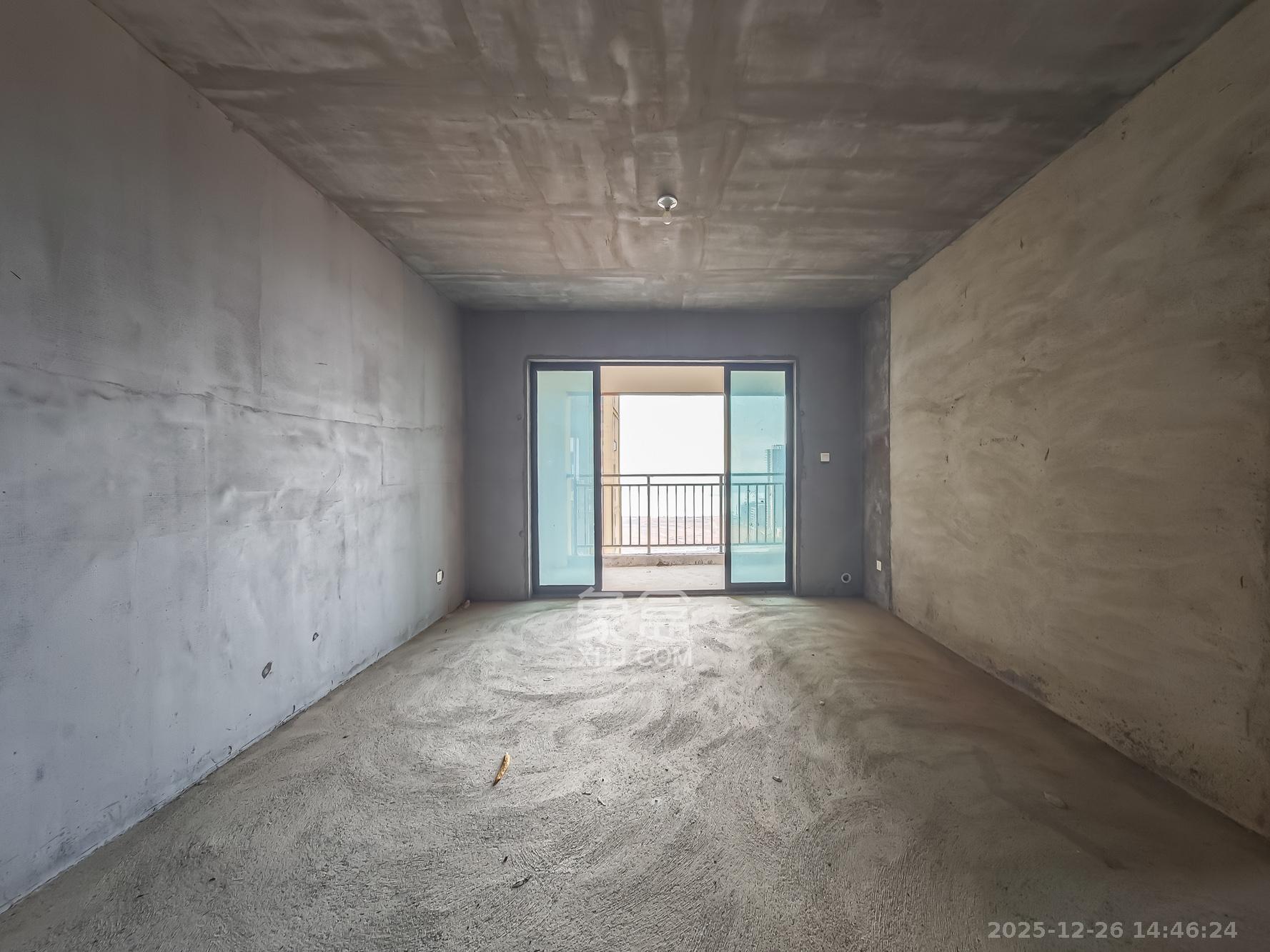 帝辰金缇水郡  4室2厅2卫    75.0万