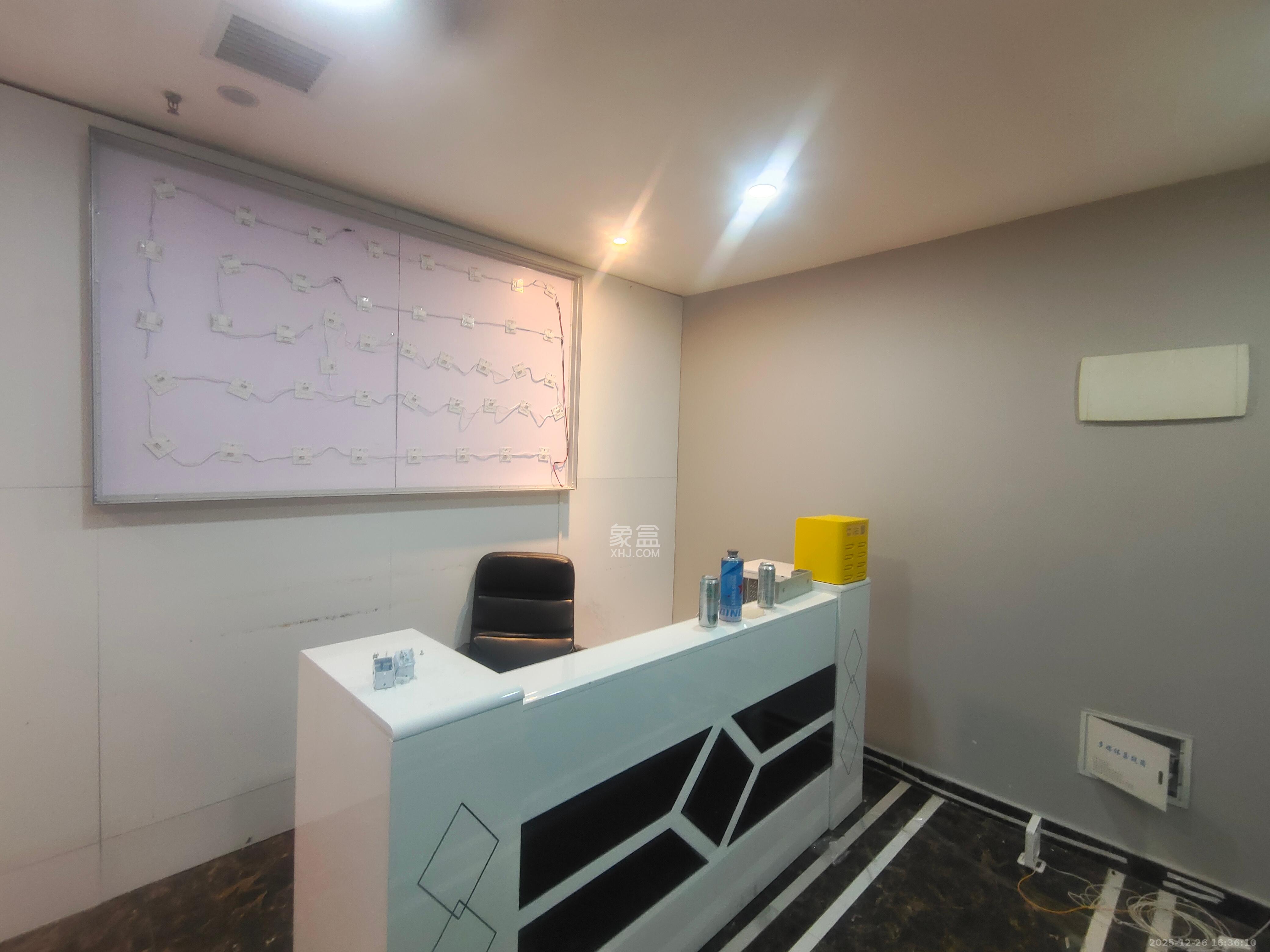 奥克斯缔壹城   260.0㎡      8000.0元/月室内图