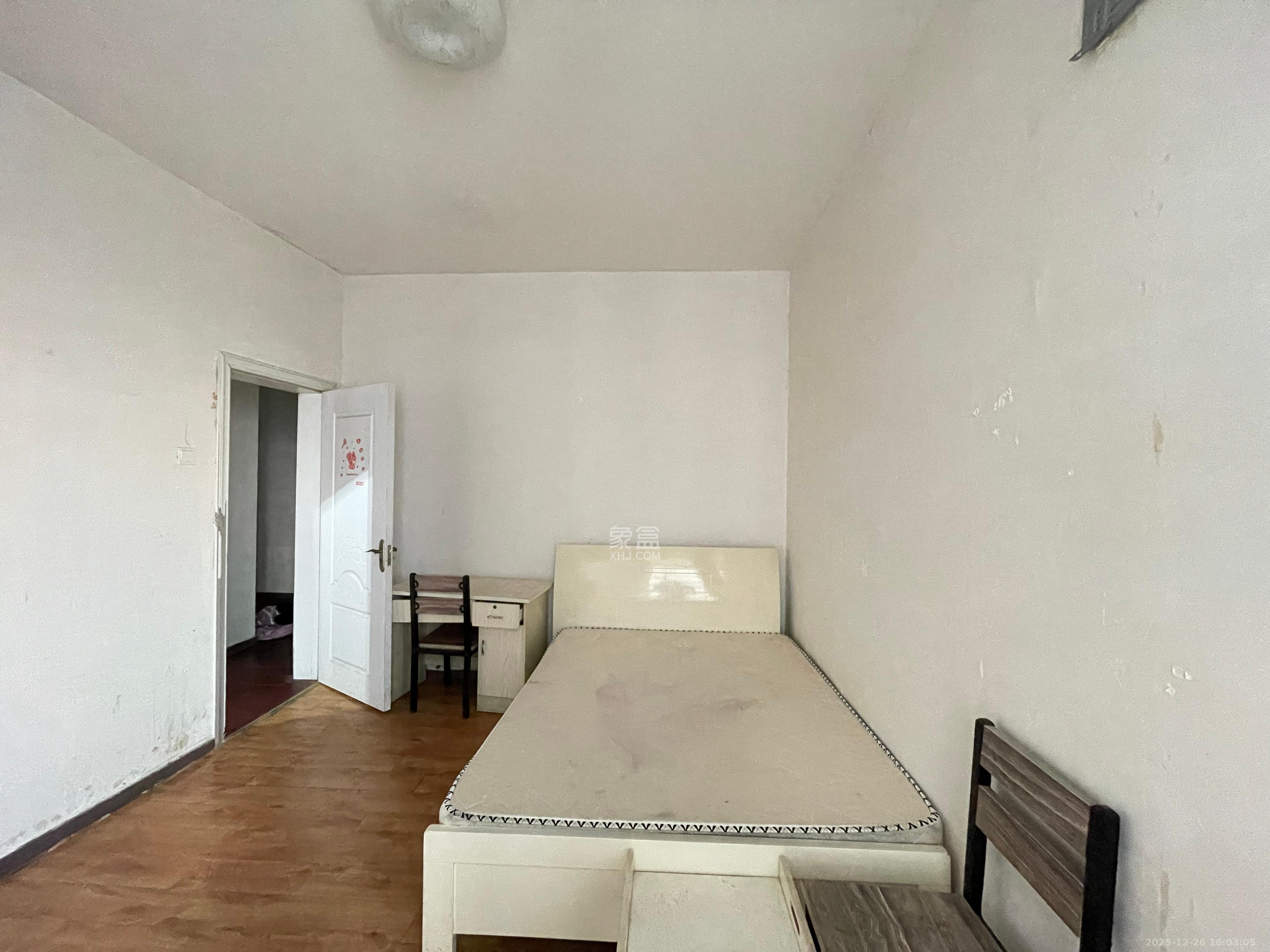 湘江世纪城瑞江苑  3室1厅1卫    1500.0元/月室内图