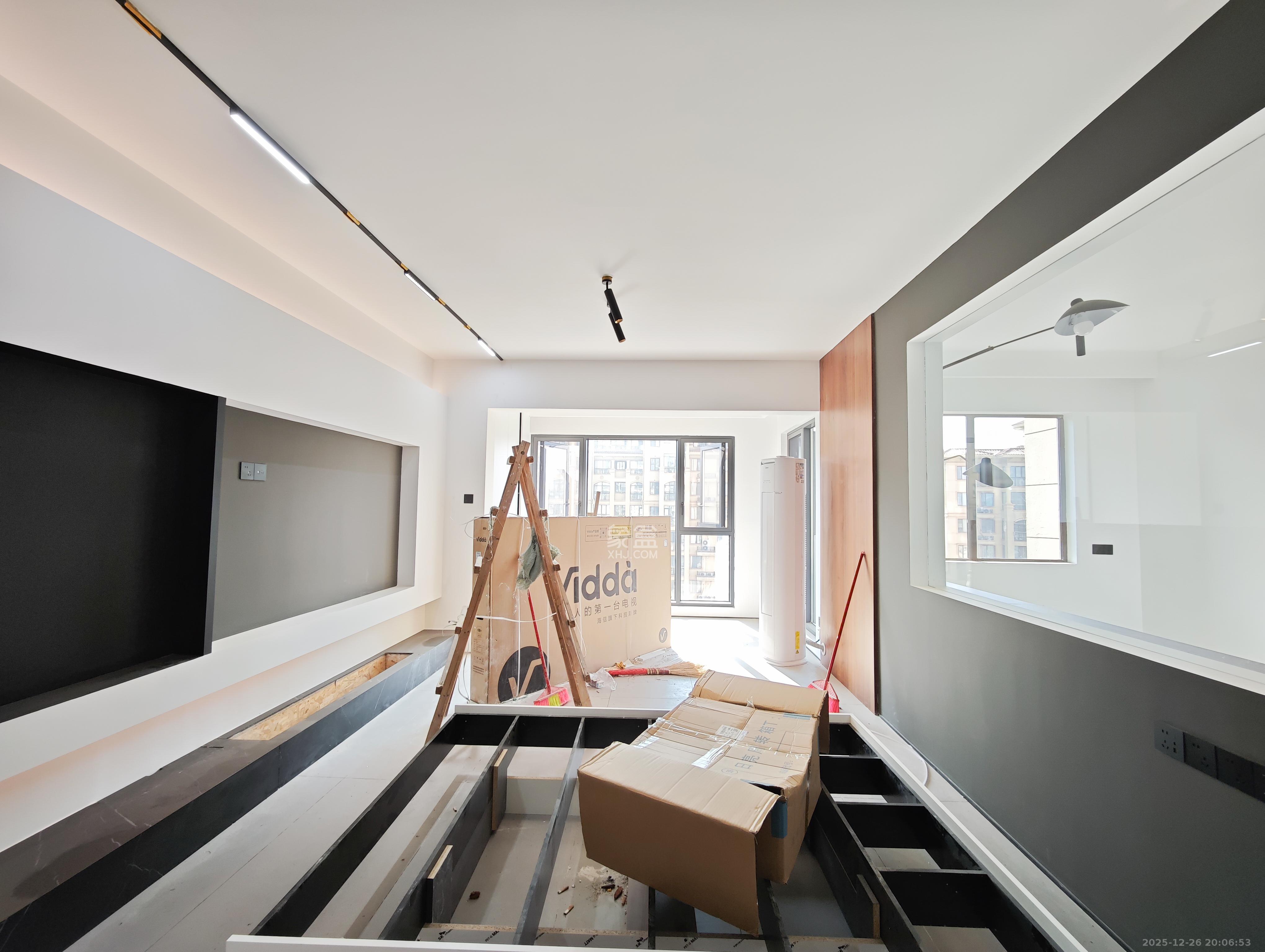 长房明宸府  3室2厅1卫    100.0万