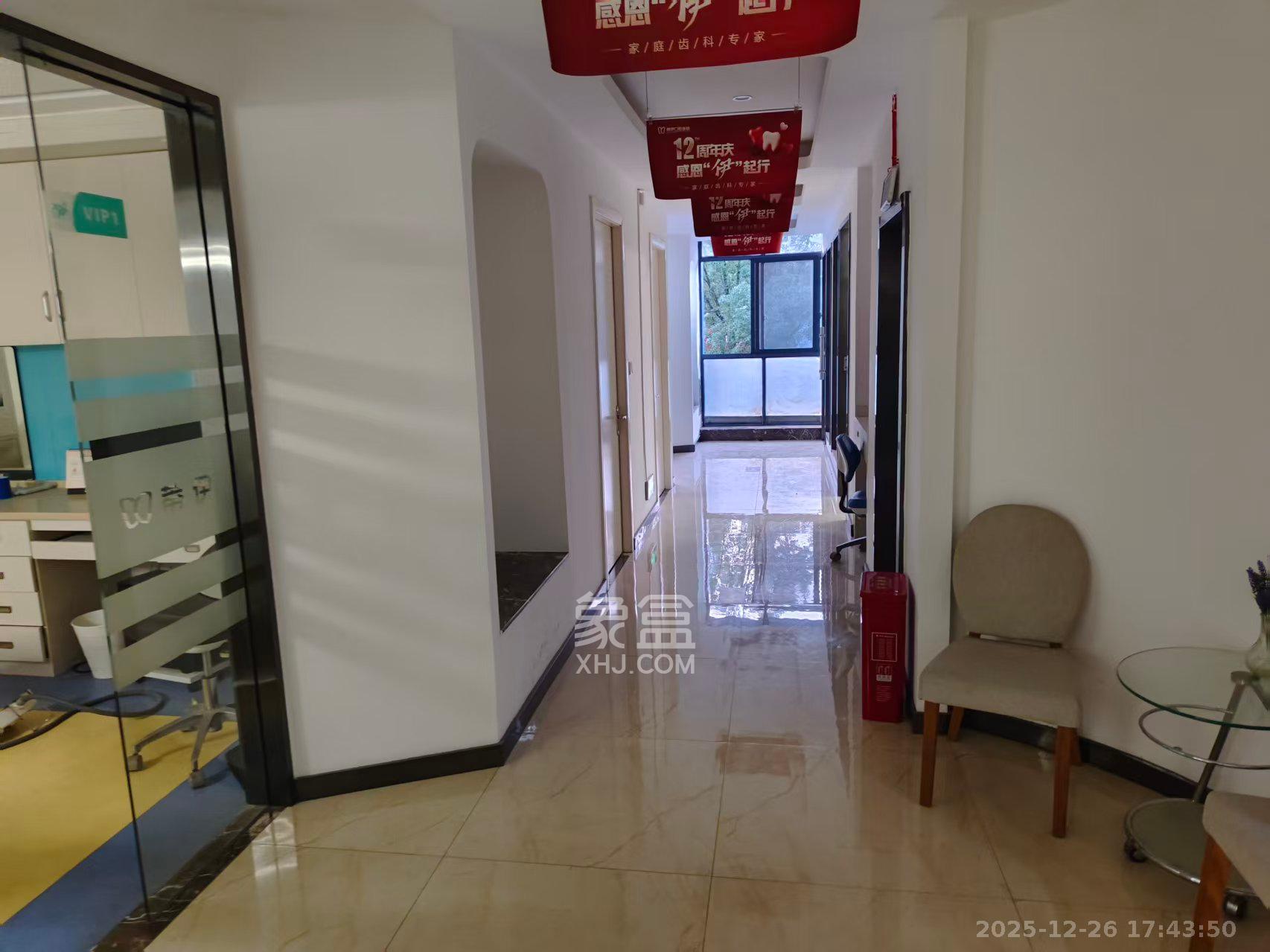 长房东郡   227.0㎡      23000.0元/月室内图